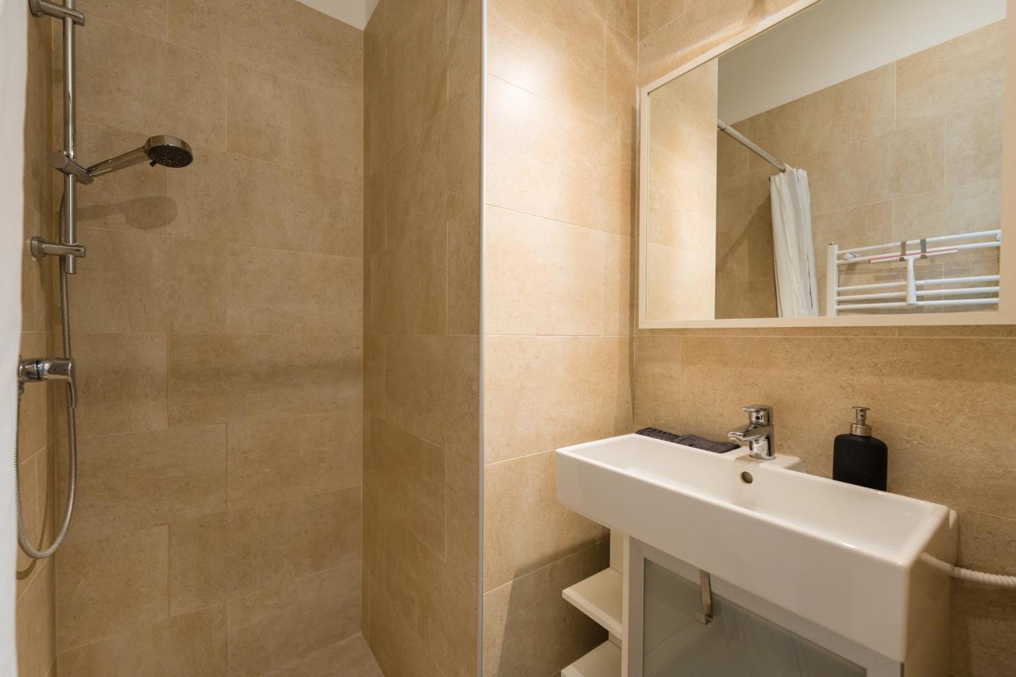 Apartamento Spacious By Opera Budapest