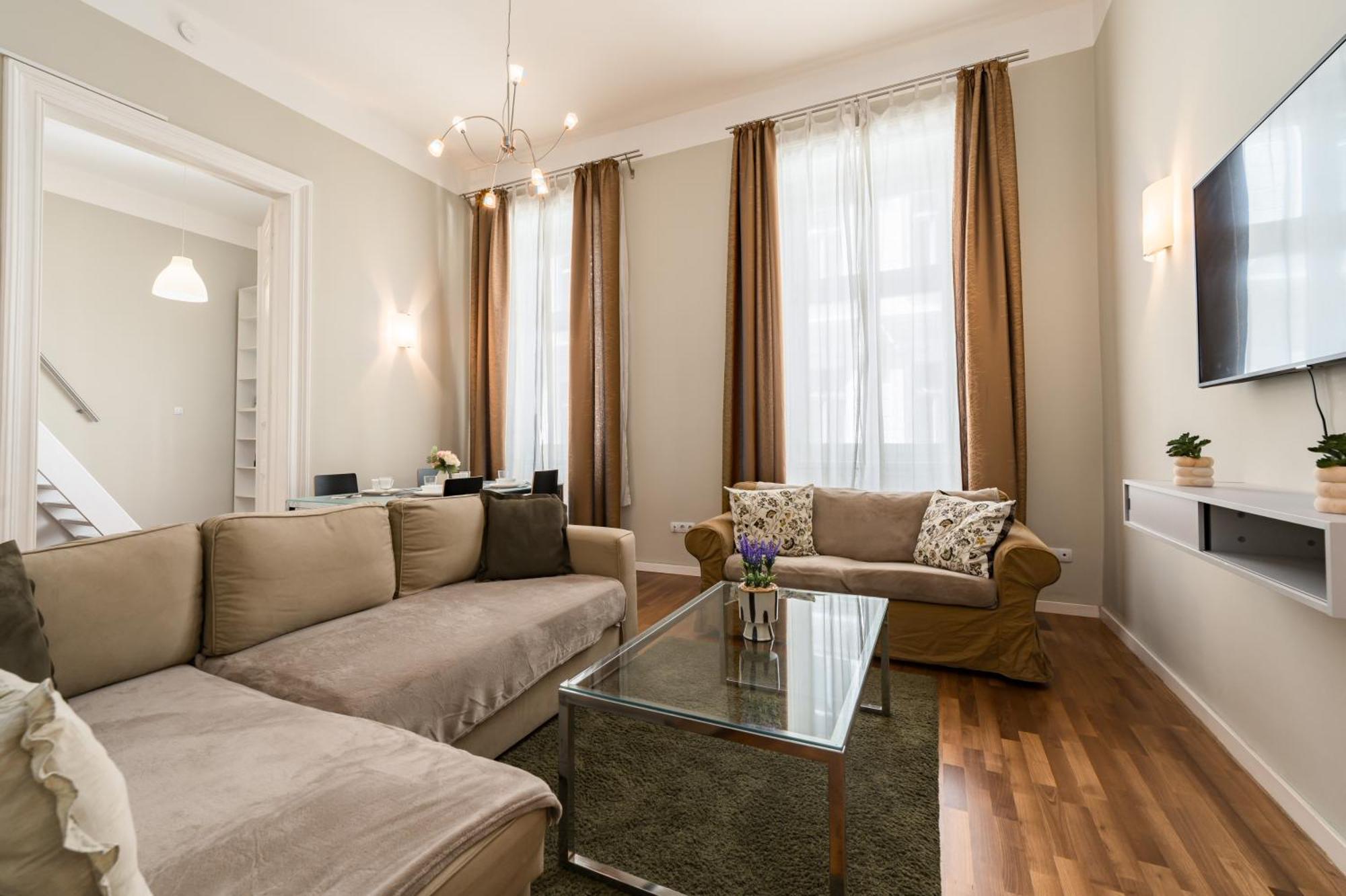 Apartamento Spacious By Opera Budapest