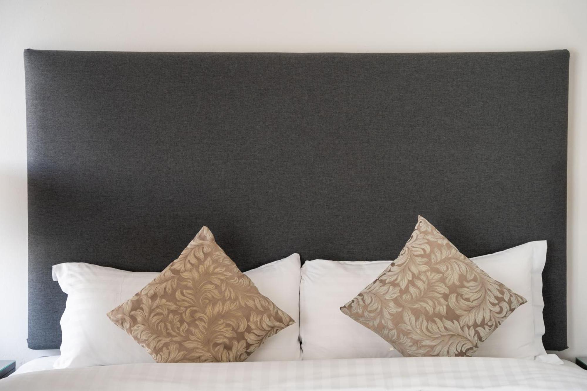 Escala & Hotell Budapest
