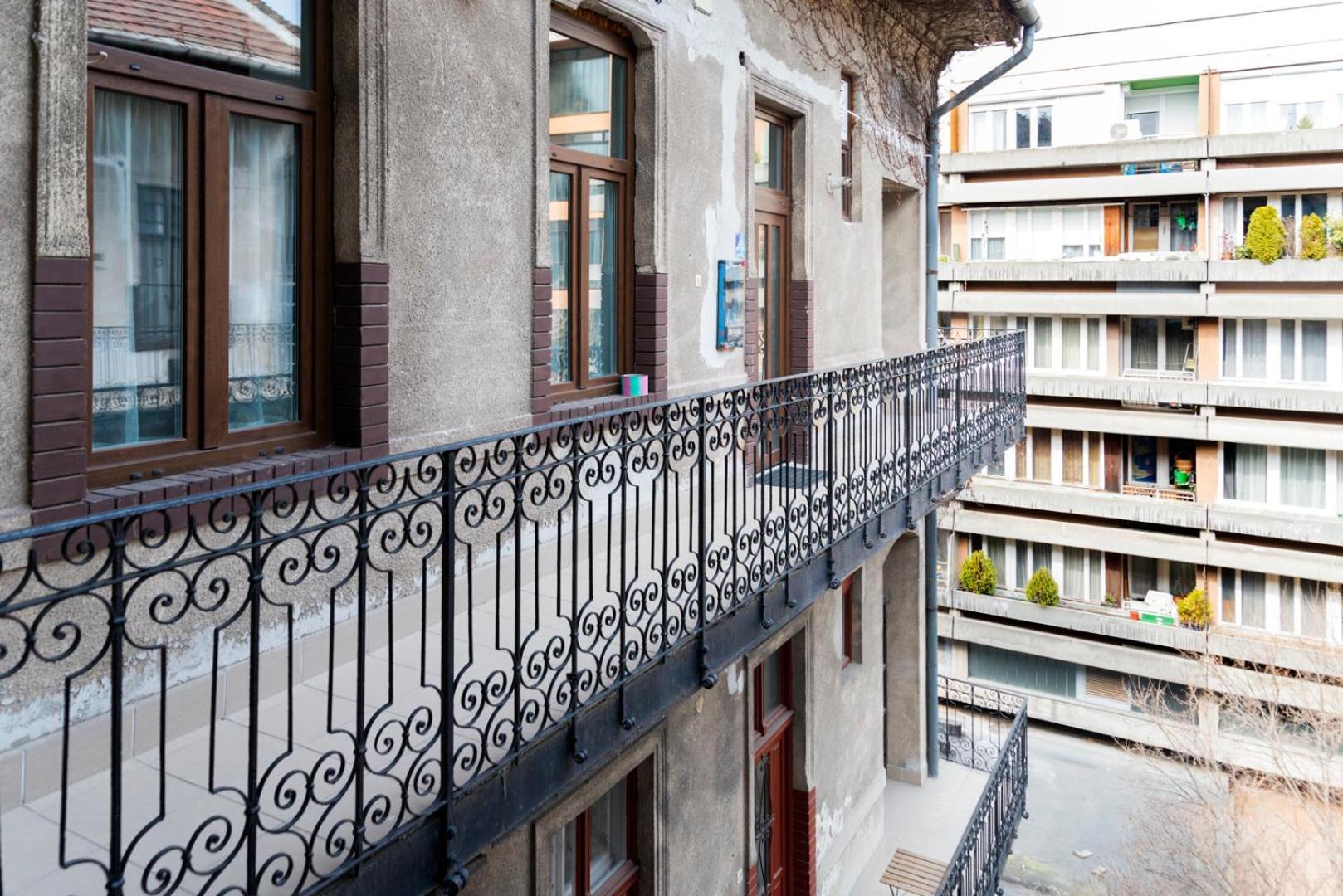 Apartment Big Time - In The Heart Of