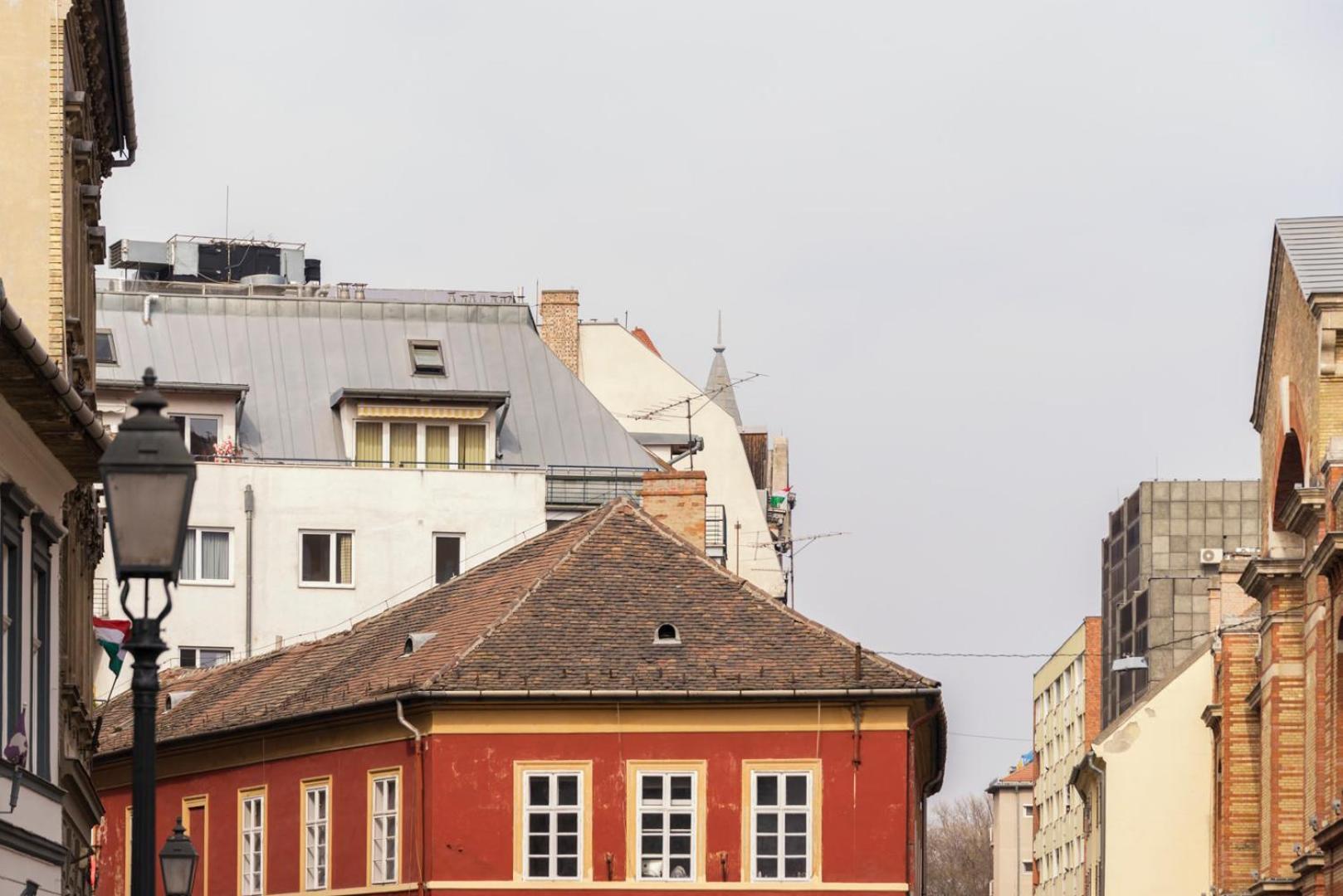 Big Time - In The Heart Of * Budapest