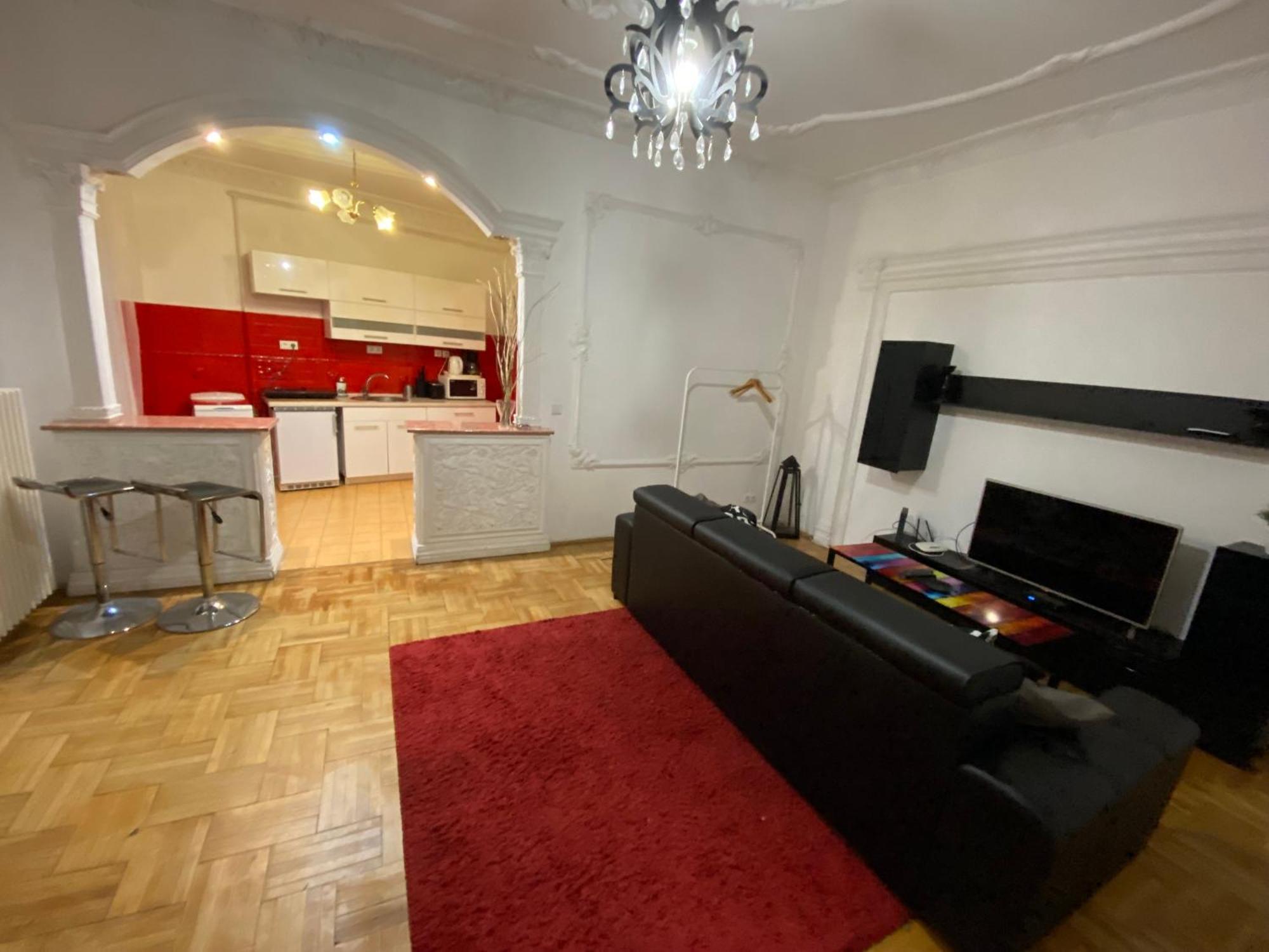 Apartament & And Center *