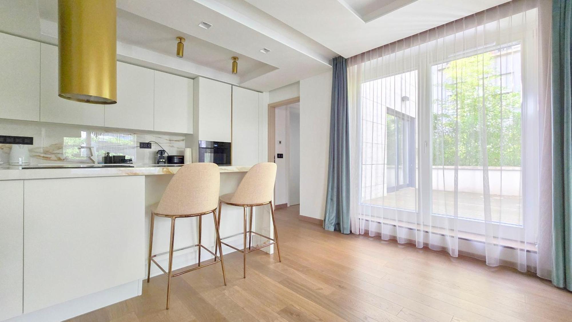 Sun Hill Luxury Apartment *