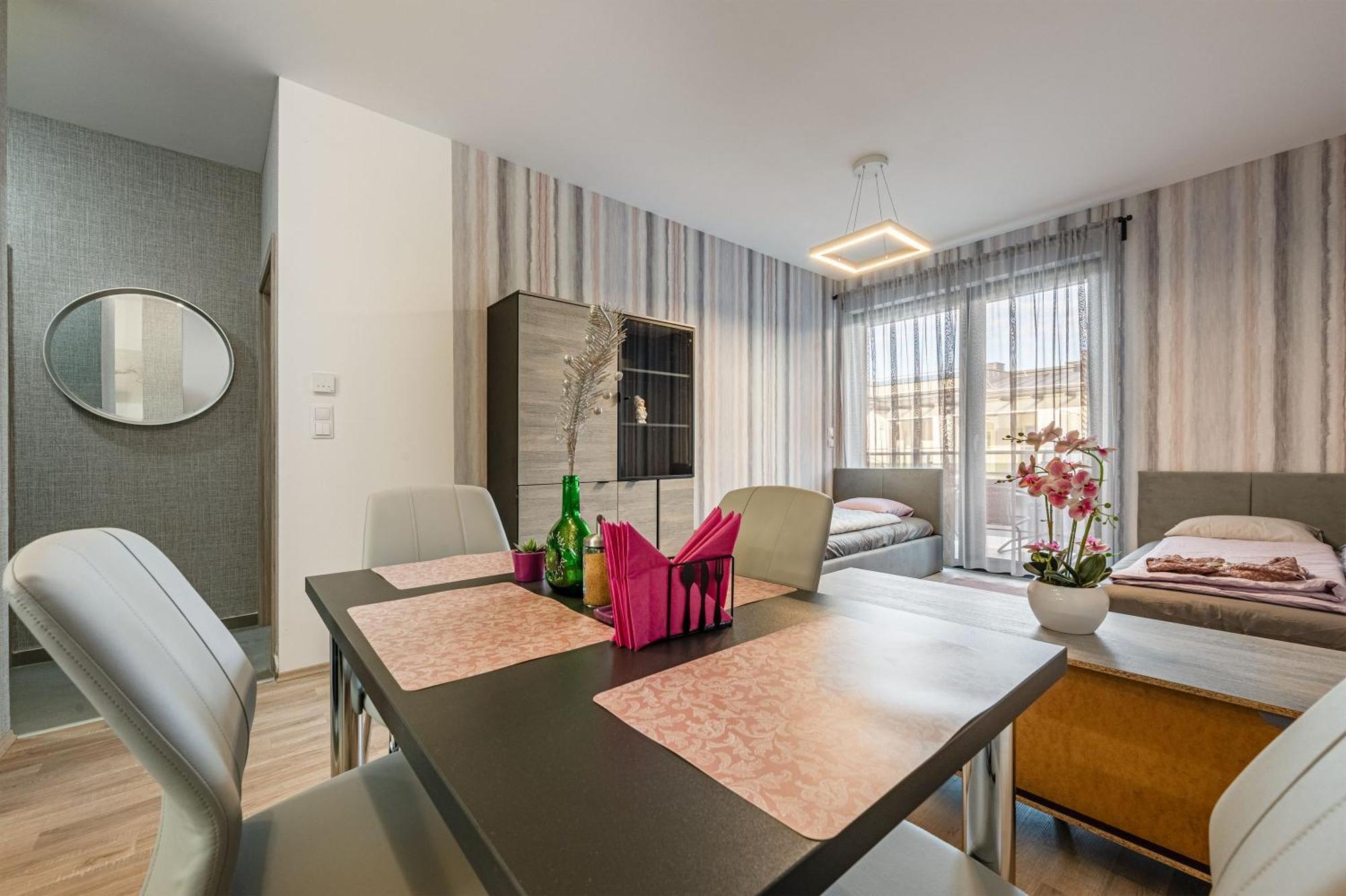 With Garage And Balcony In Center Apartament