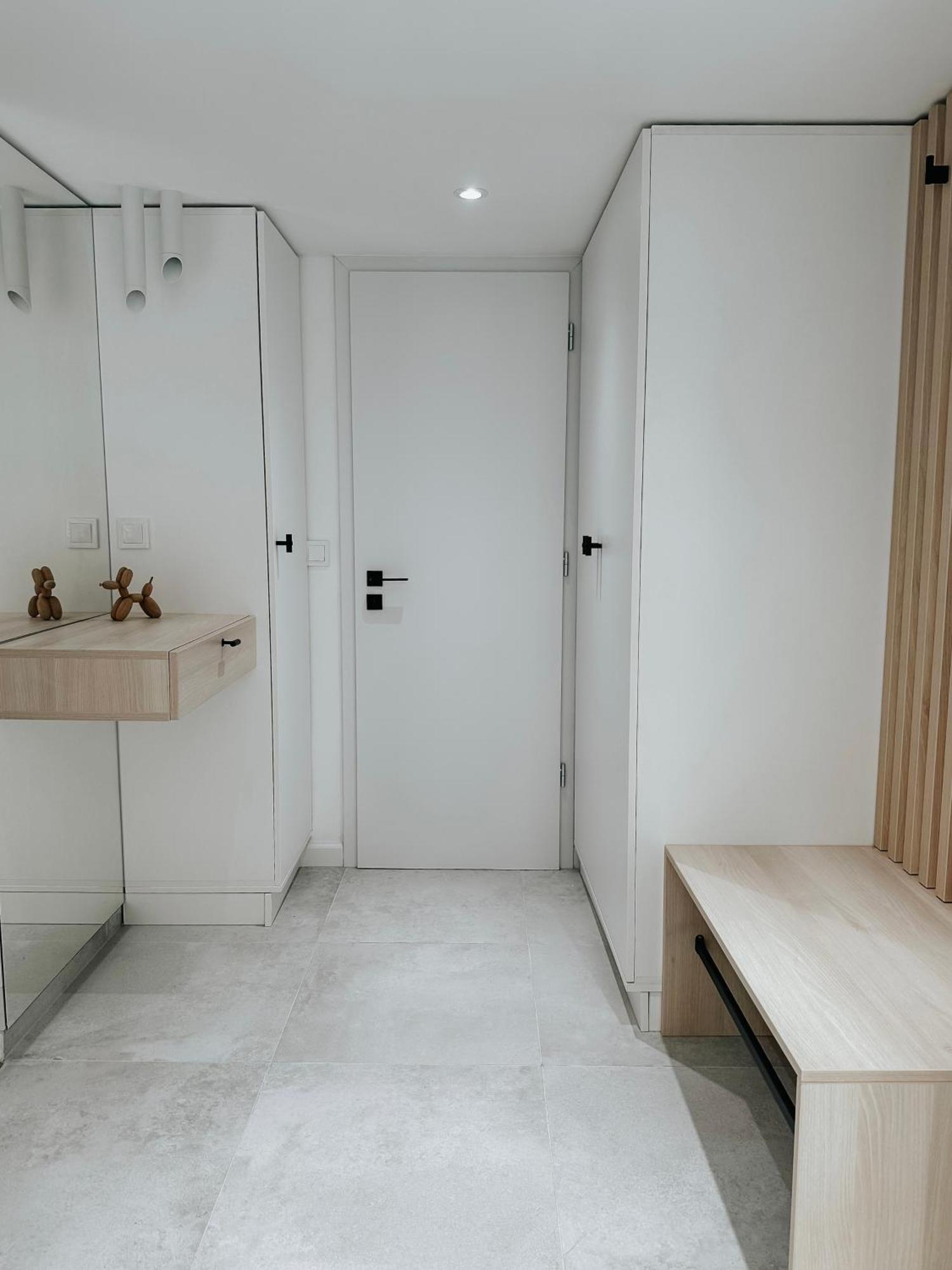 Appartement Jokai-j18 Three Bedroom Stylish