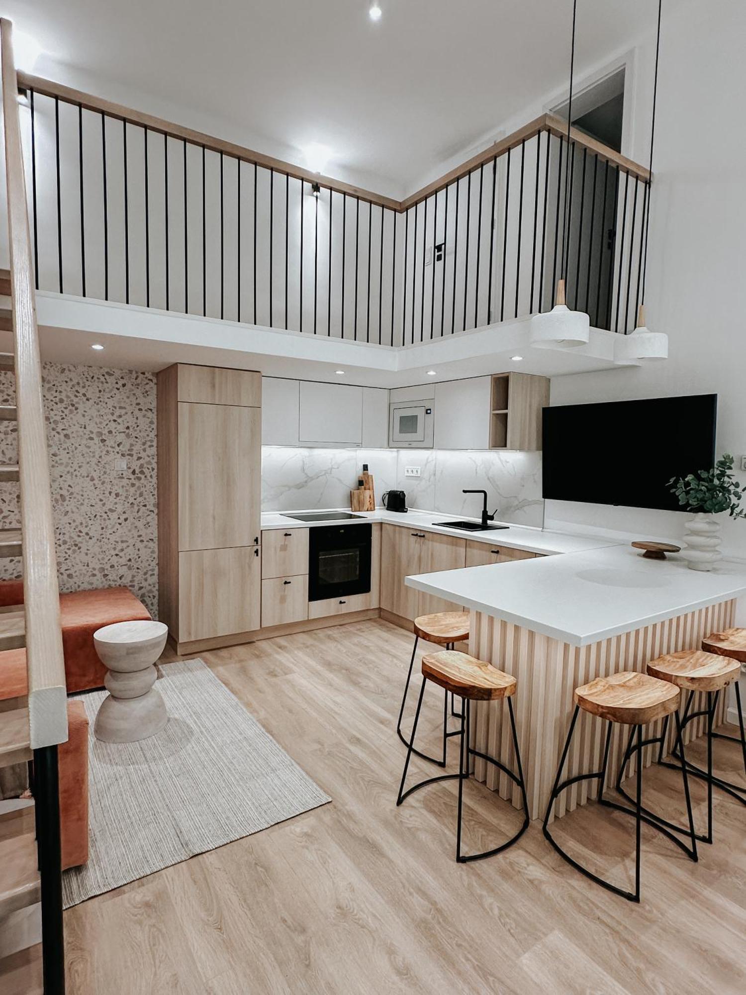 Jokai-j18 Three Bedroom Stylish Appartement Budapest