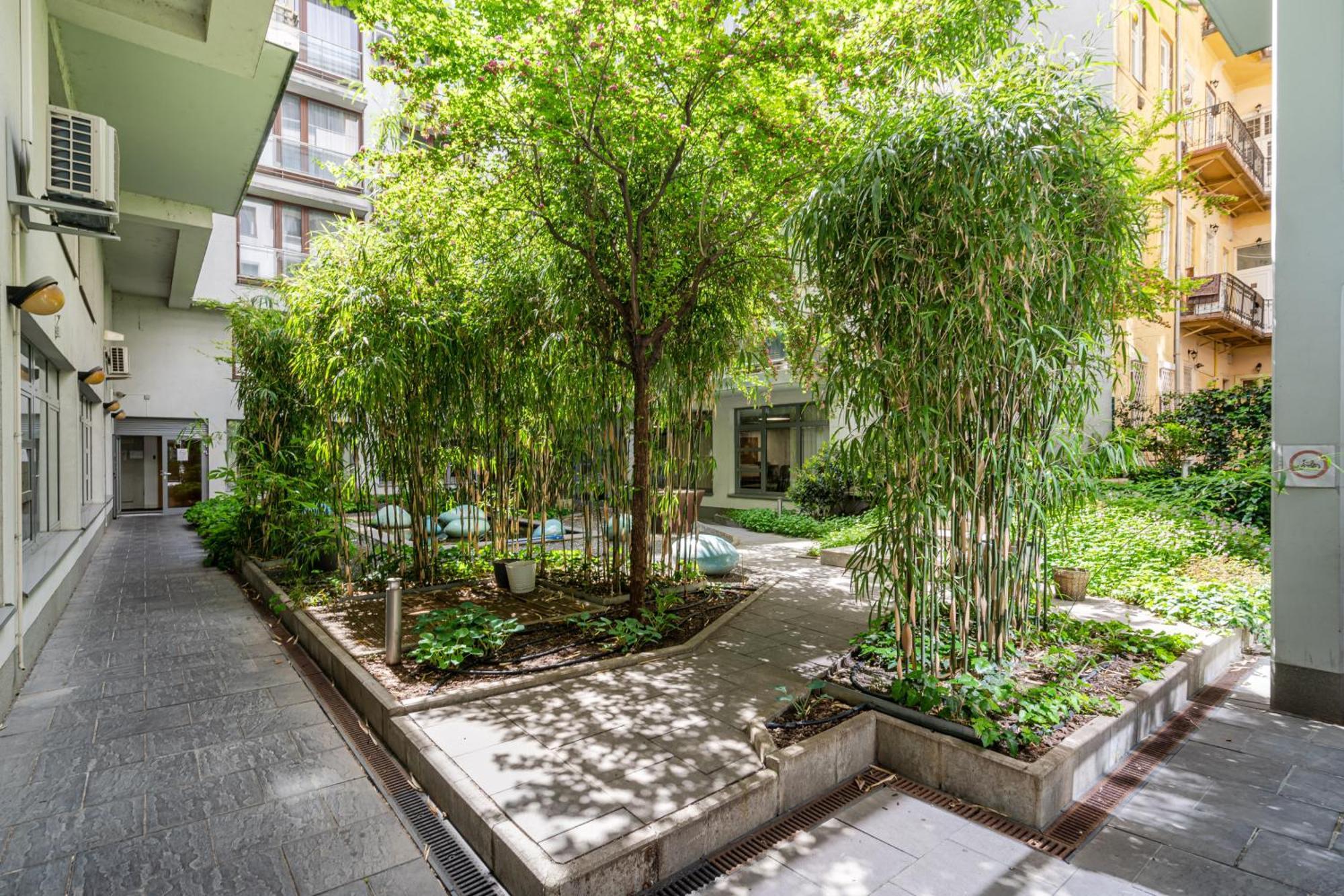 Apartamento Of Serenity - 2 Bdr, Free Parking And Terrace Budapest