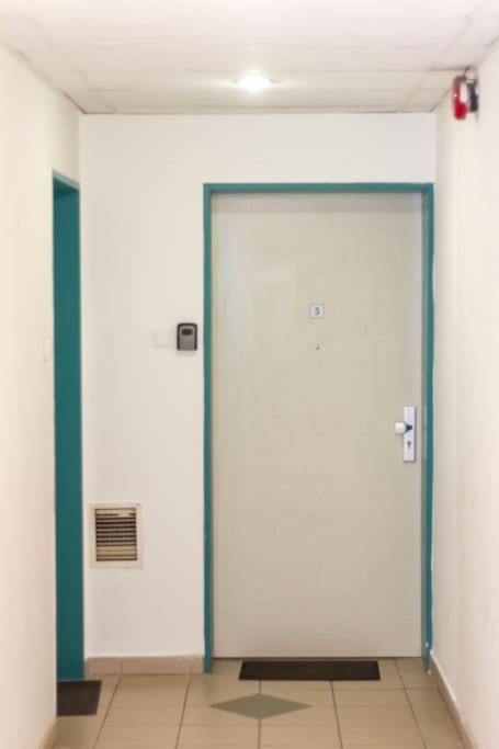 Gozsdu White Raven 3 - Terrace And Free Underground Parking Appartement *