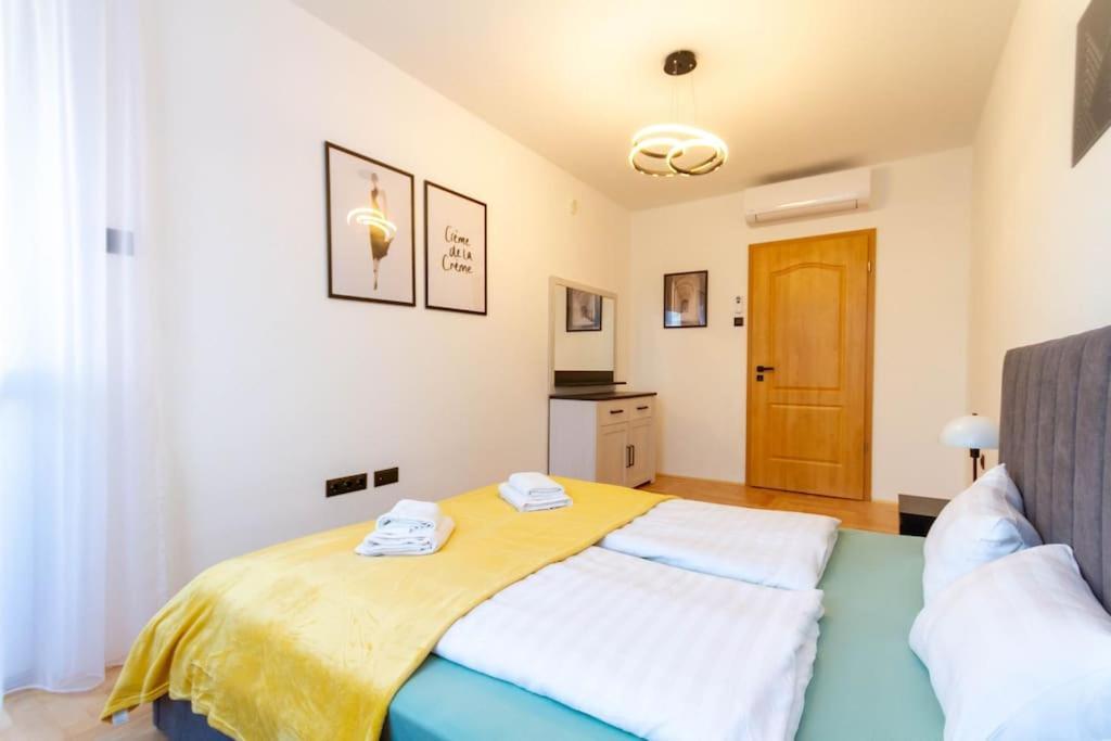 Appartement Gozsdu White Raven 3 - Terrace And Free Underground Parking *