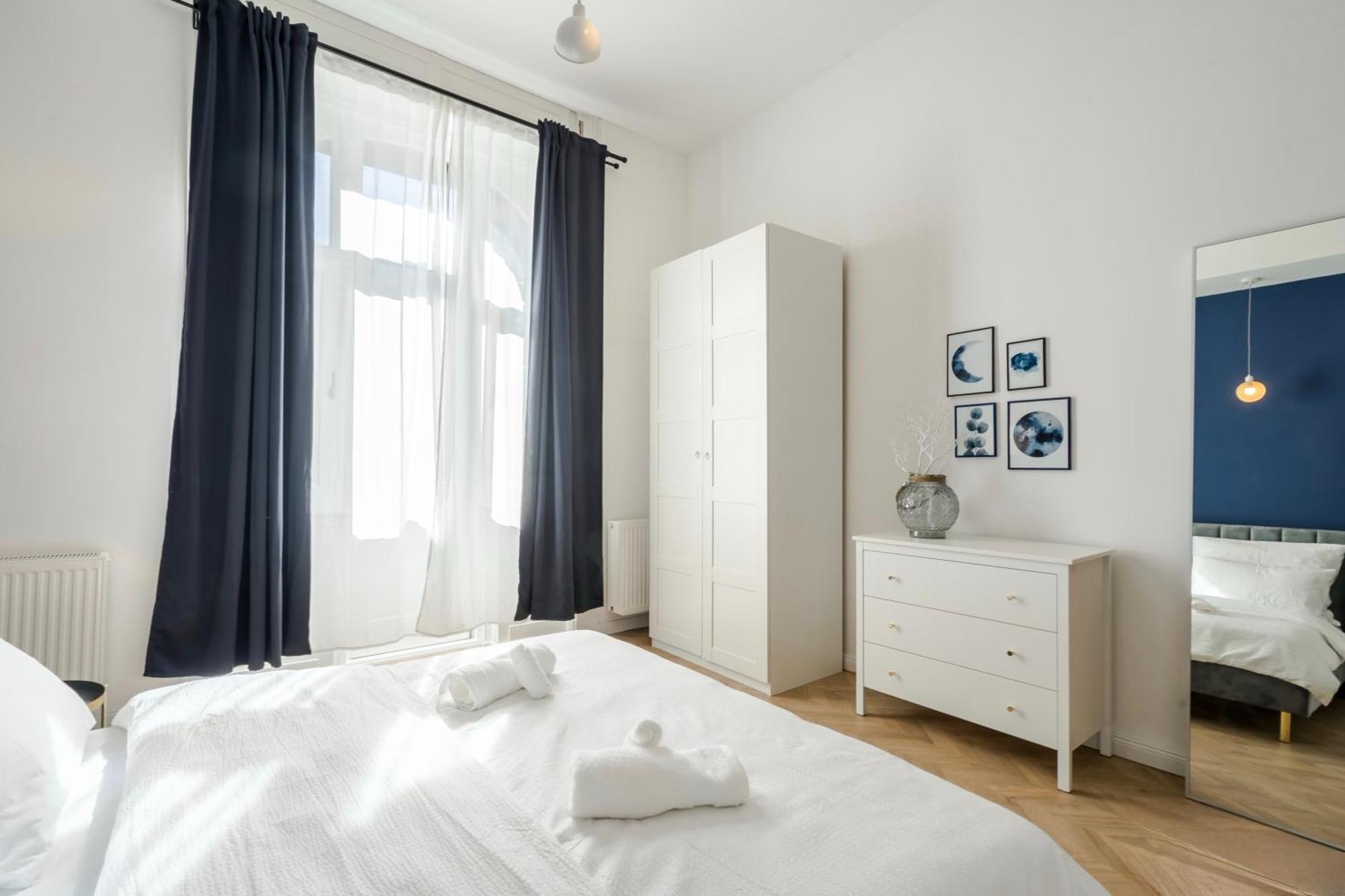 D58 - Grand Boulevard Royal - Location By Bqa Apartment *