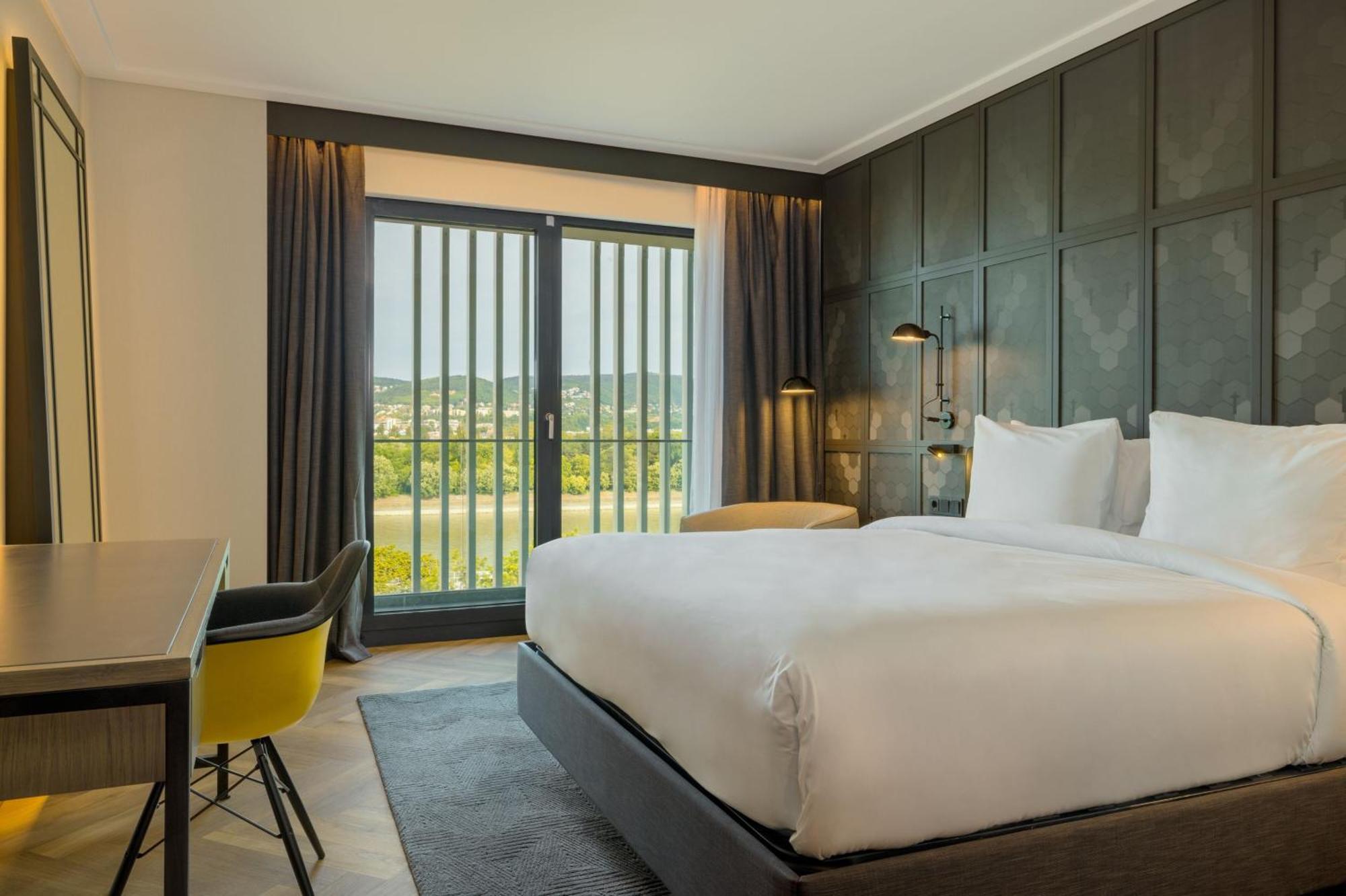 Four Points By Sheraton Danube 4* Budapest