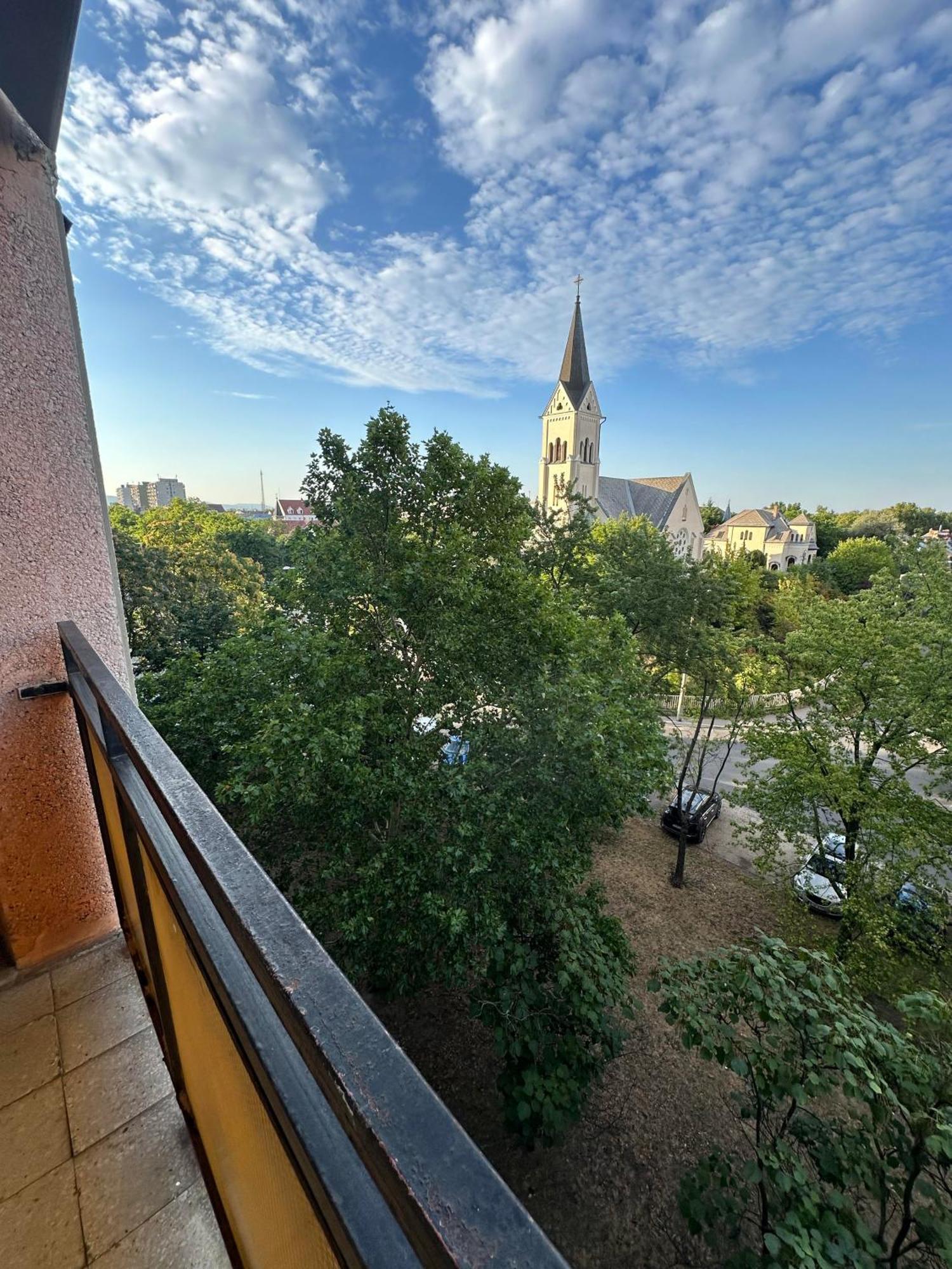 Apartment Park *