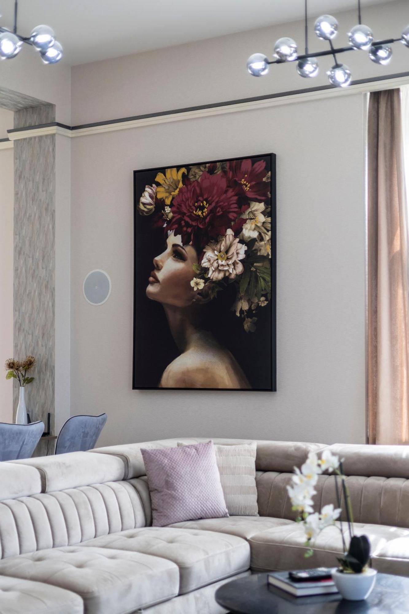 High-end Luxurious Royal In The Heart Of Lägenhet