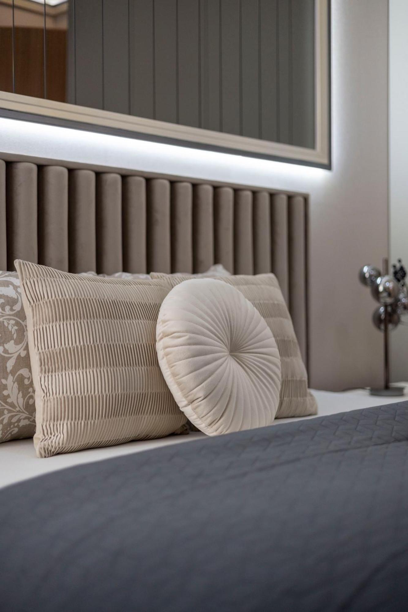 High-end Luxurious Royal In The Heart Of Lägenhet *