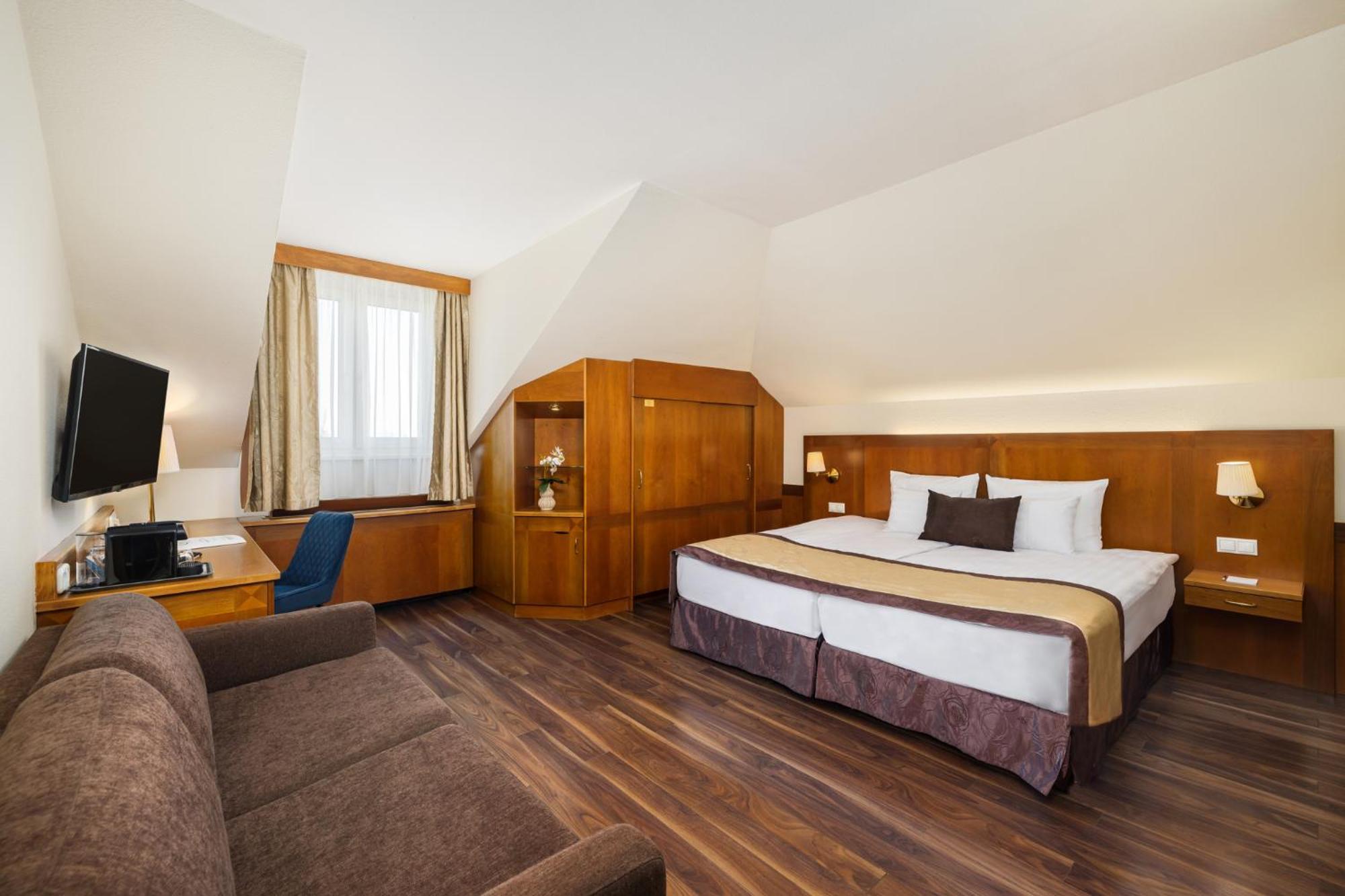 Carlton Buda Castle 4*