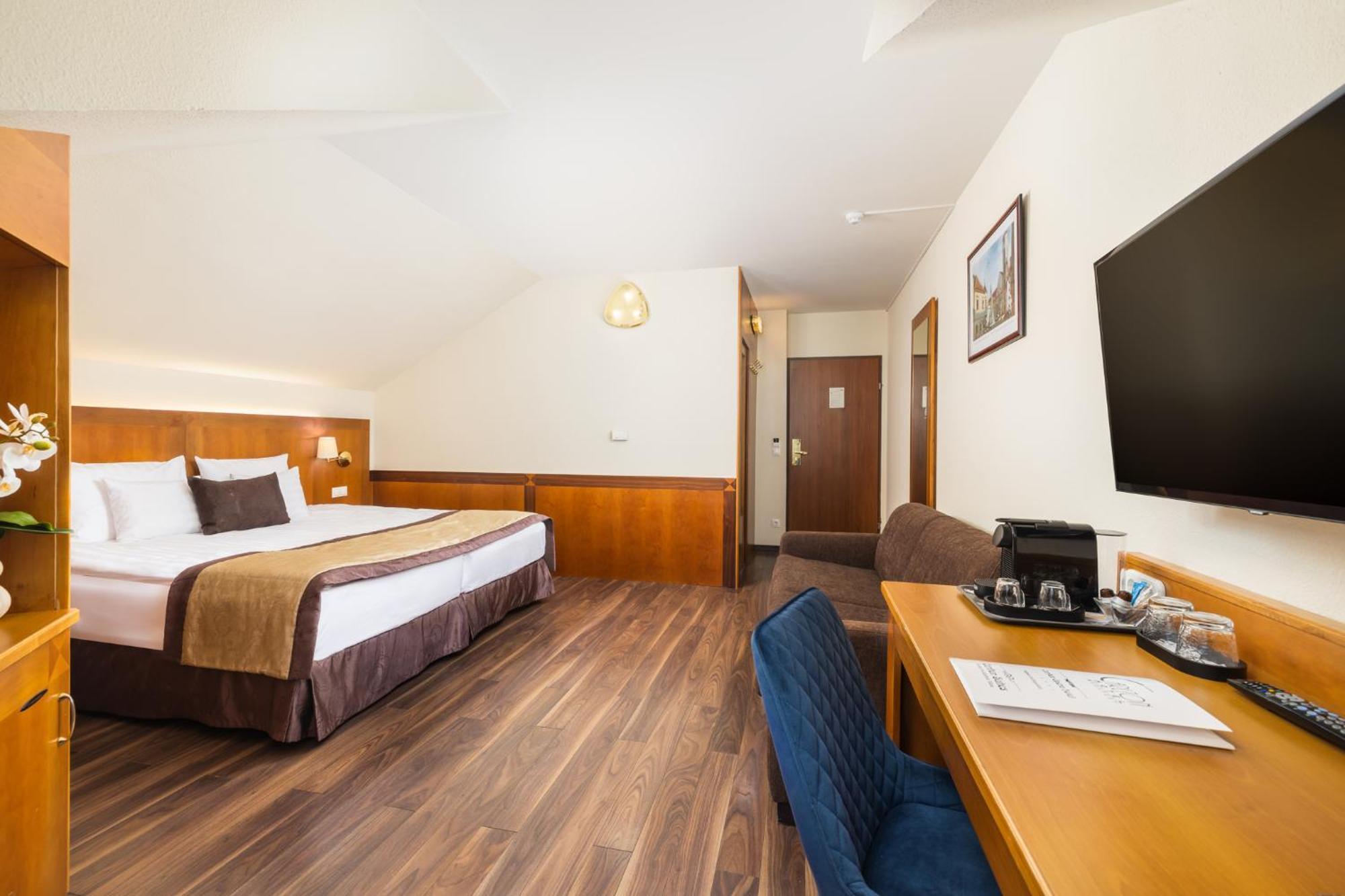 Hotell Carlton Buda Castle 4*