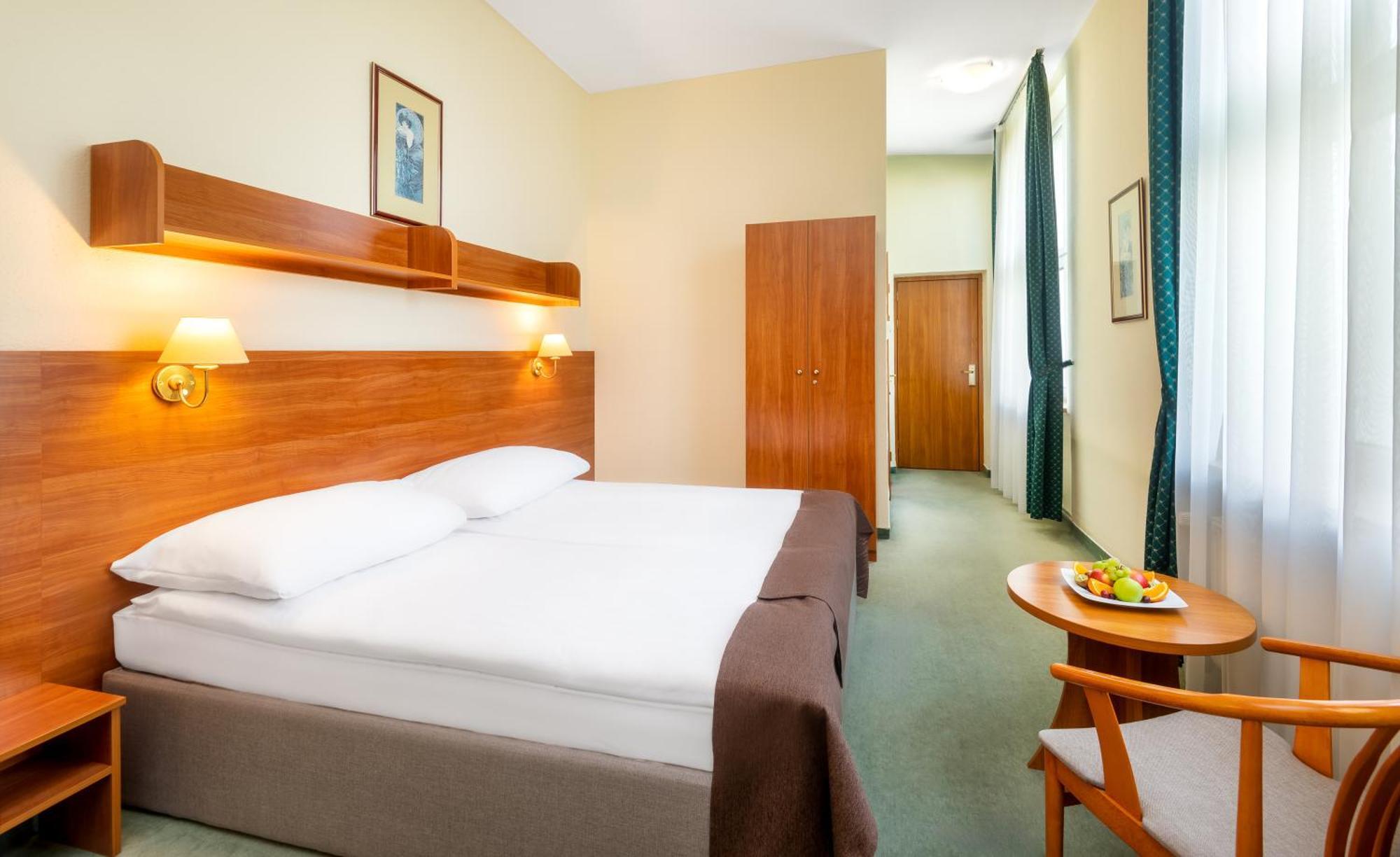 Hotell Millennium 3*