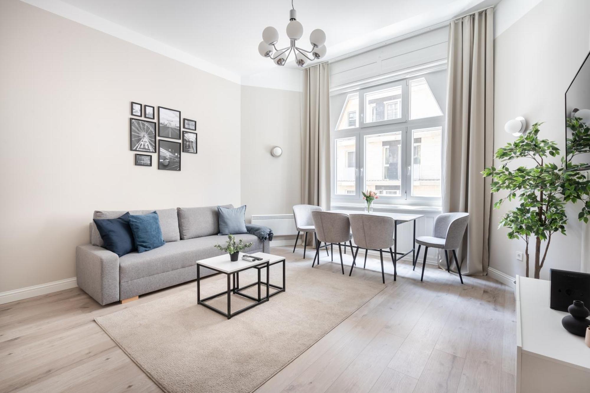 A13 Apartmán *