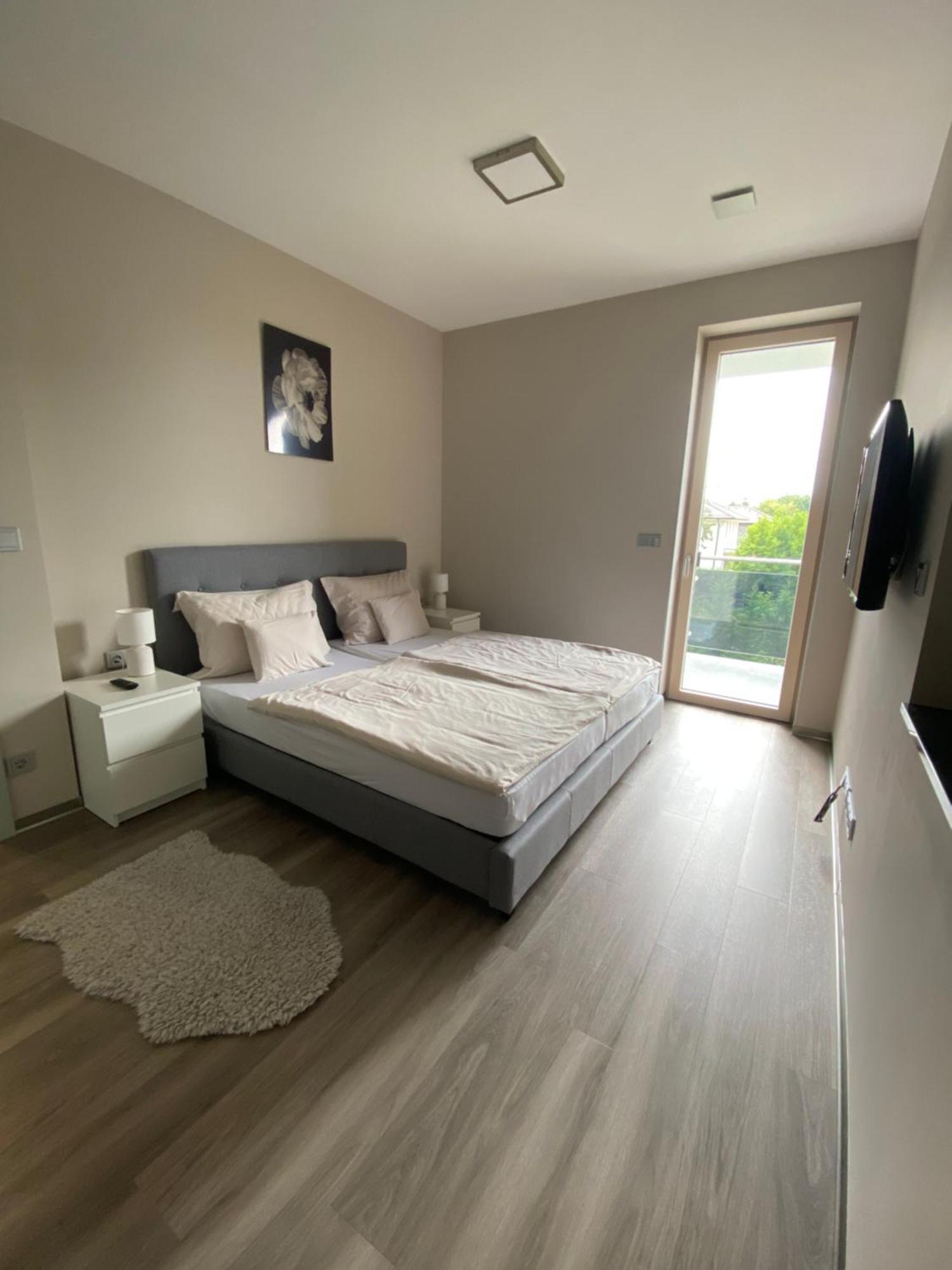Modern Living In Apartamento