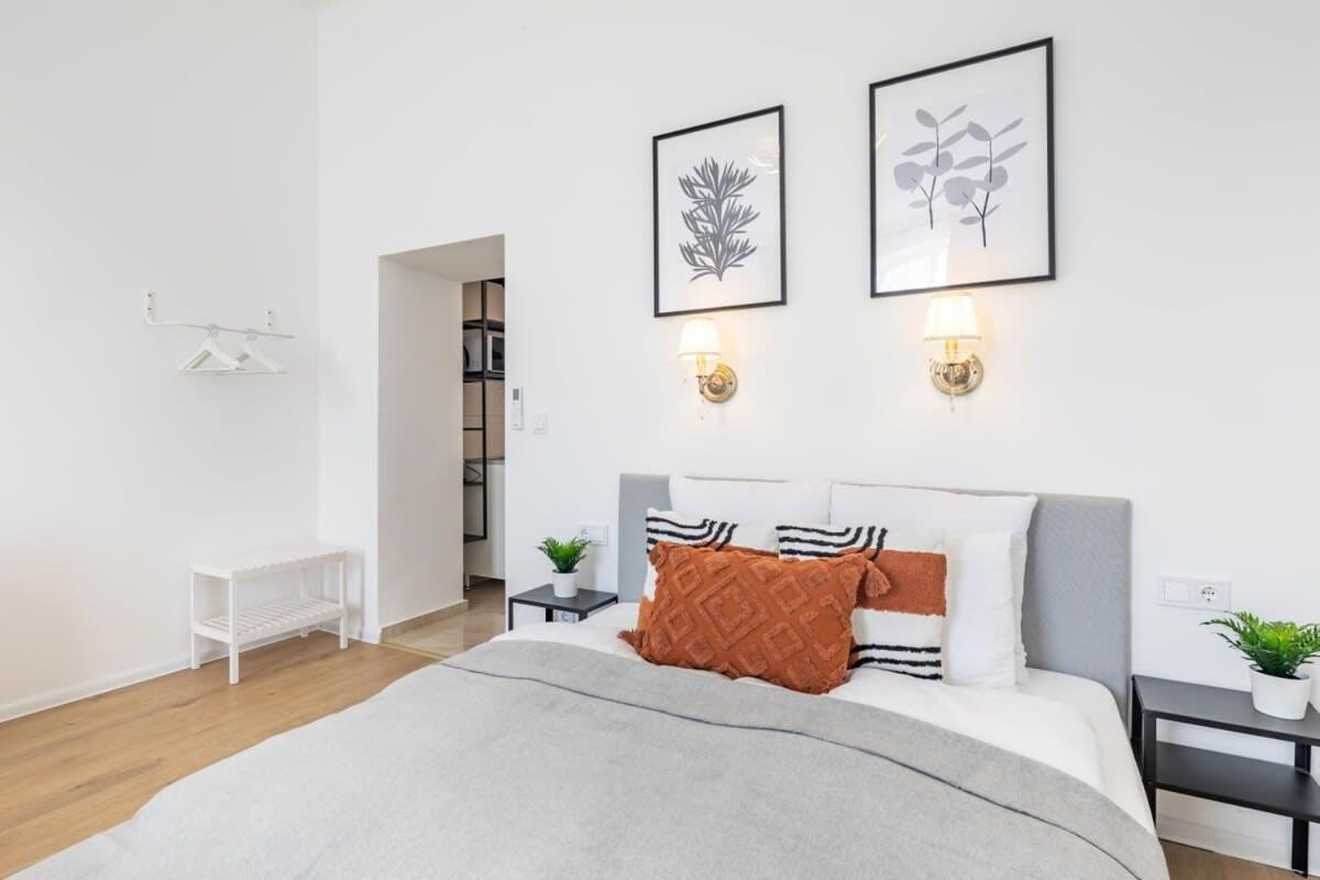- Cute And Comfy * Budapest