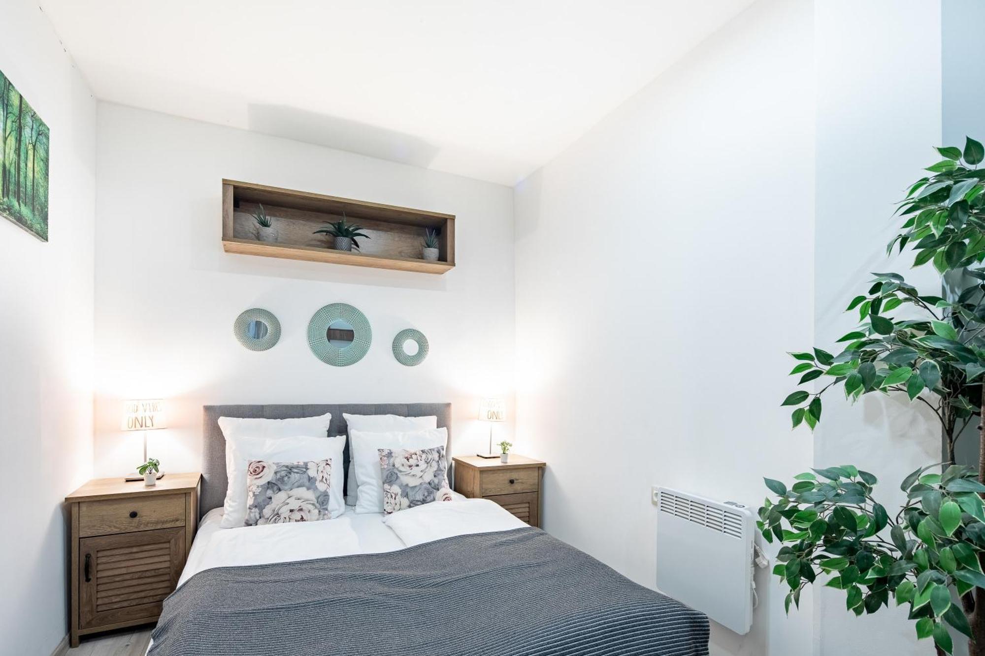 Ultra - Quiet Sleep Apartment
