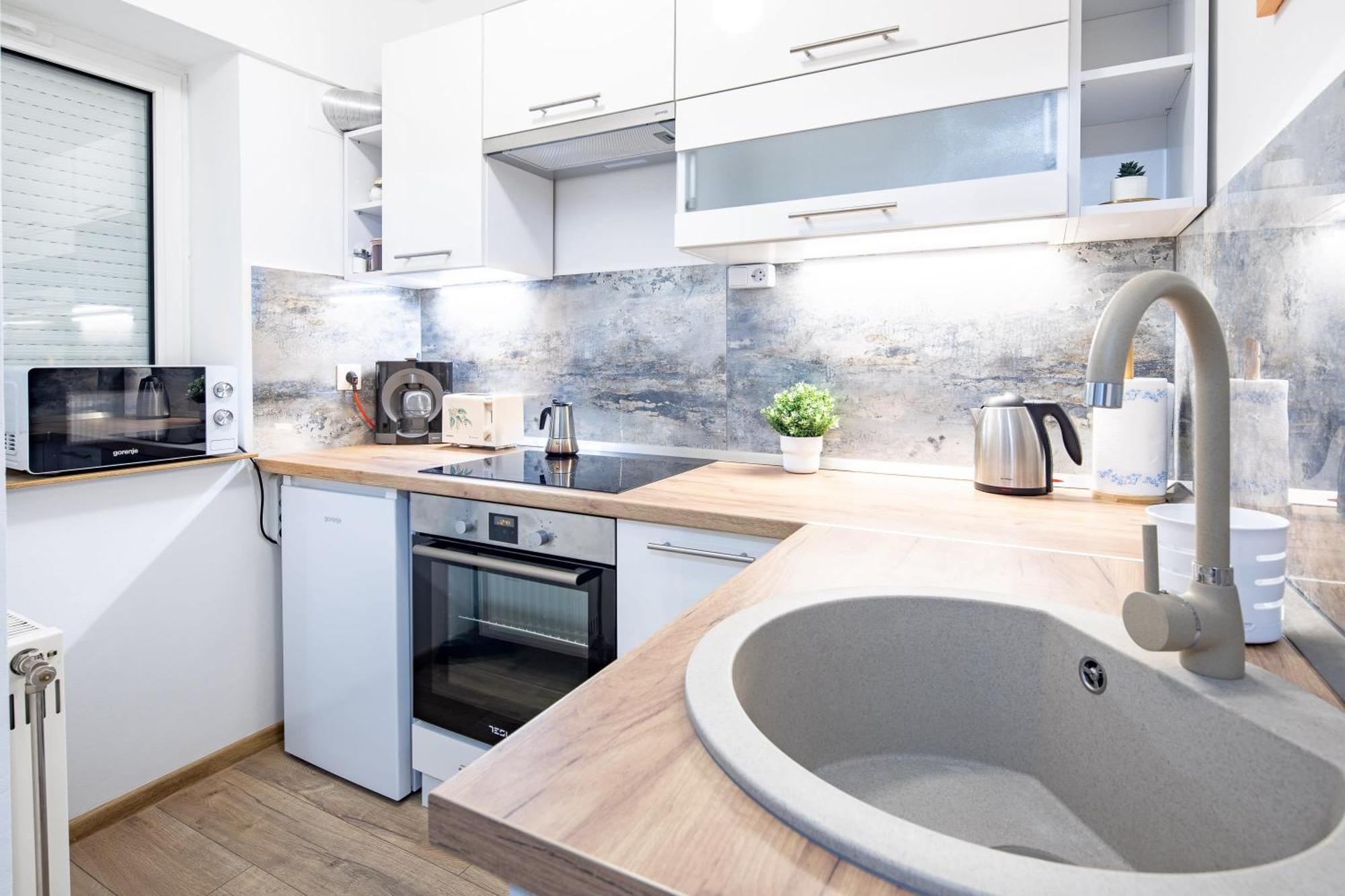 Cozy - - Easy Apartament *