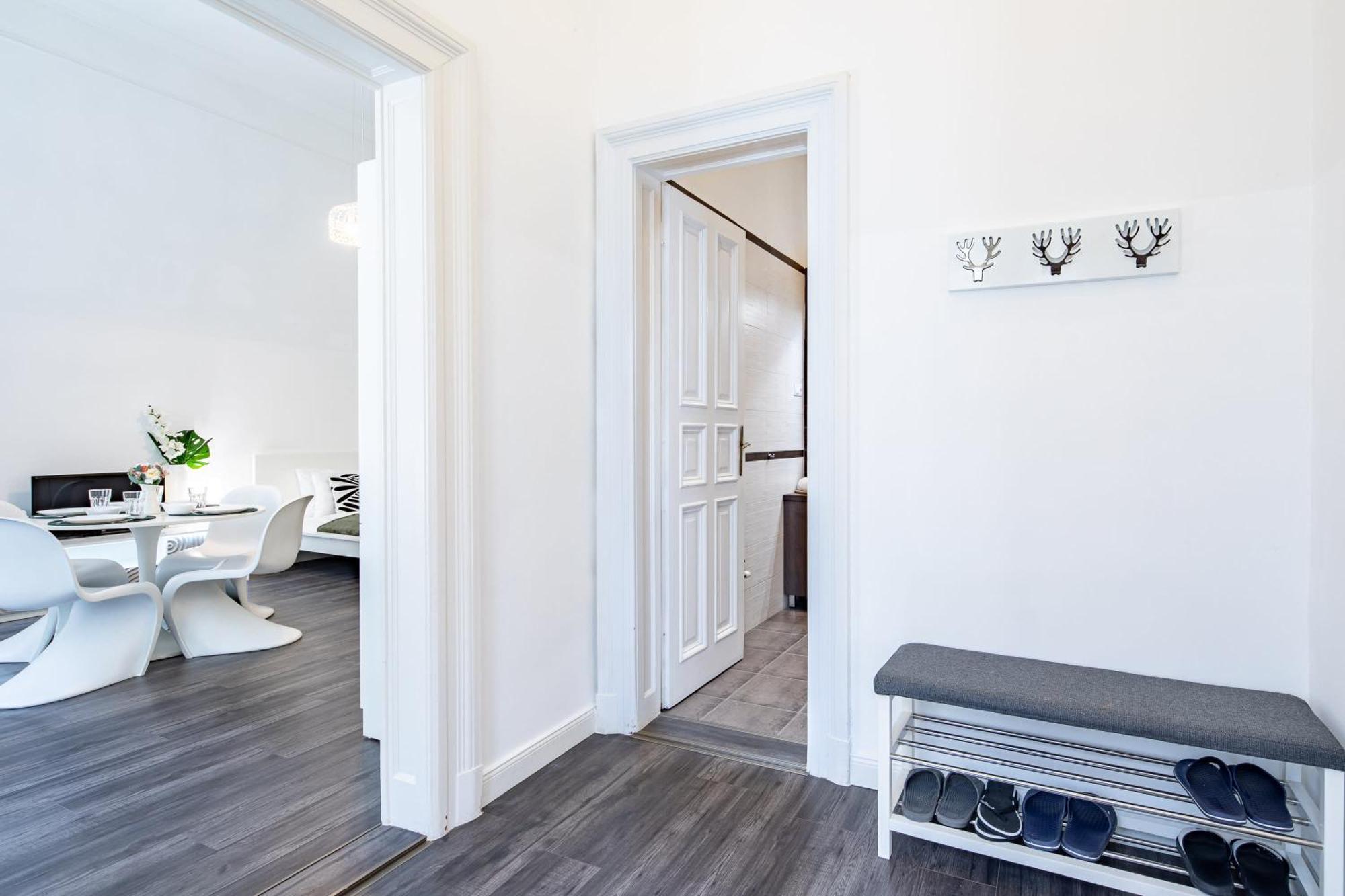 Extra - Large - Cozy * Budapest