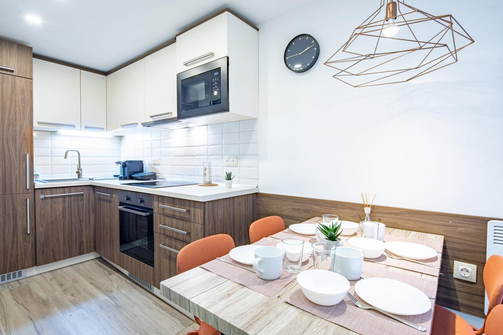 Ultra - Quiet Sleep Apartment