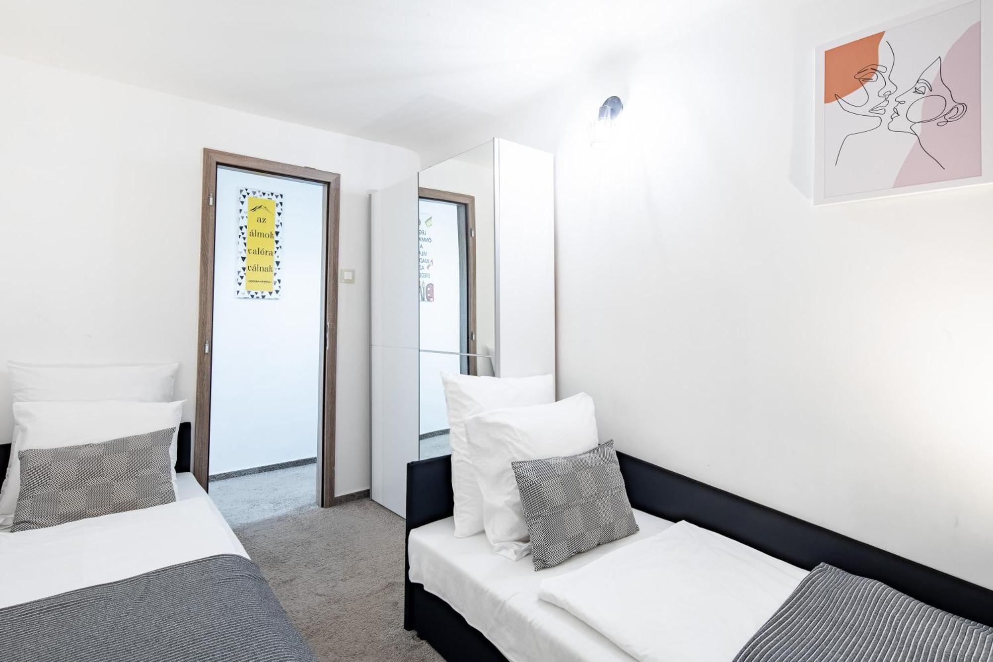 Ultra - Quiet Sleep Apartment *