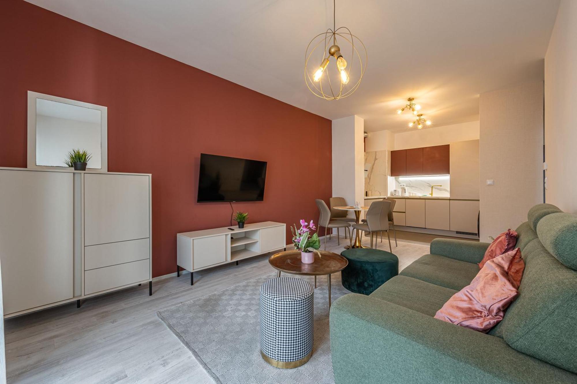 Lejlighed With Garage And Balcony In Center Budapest