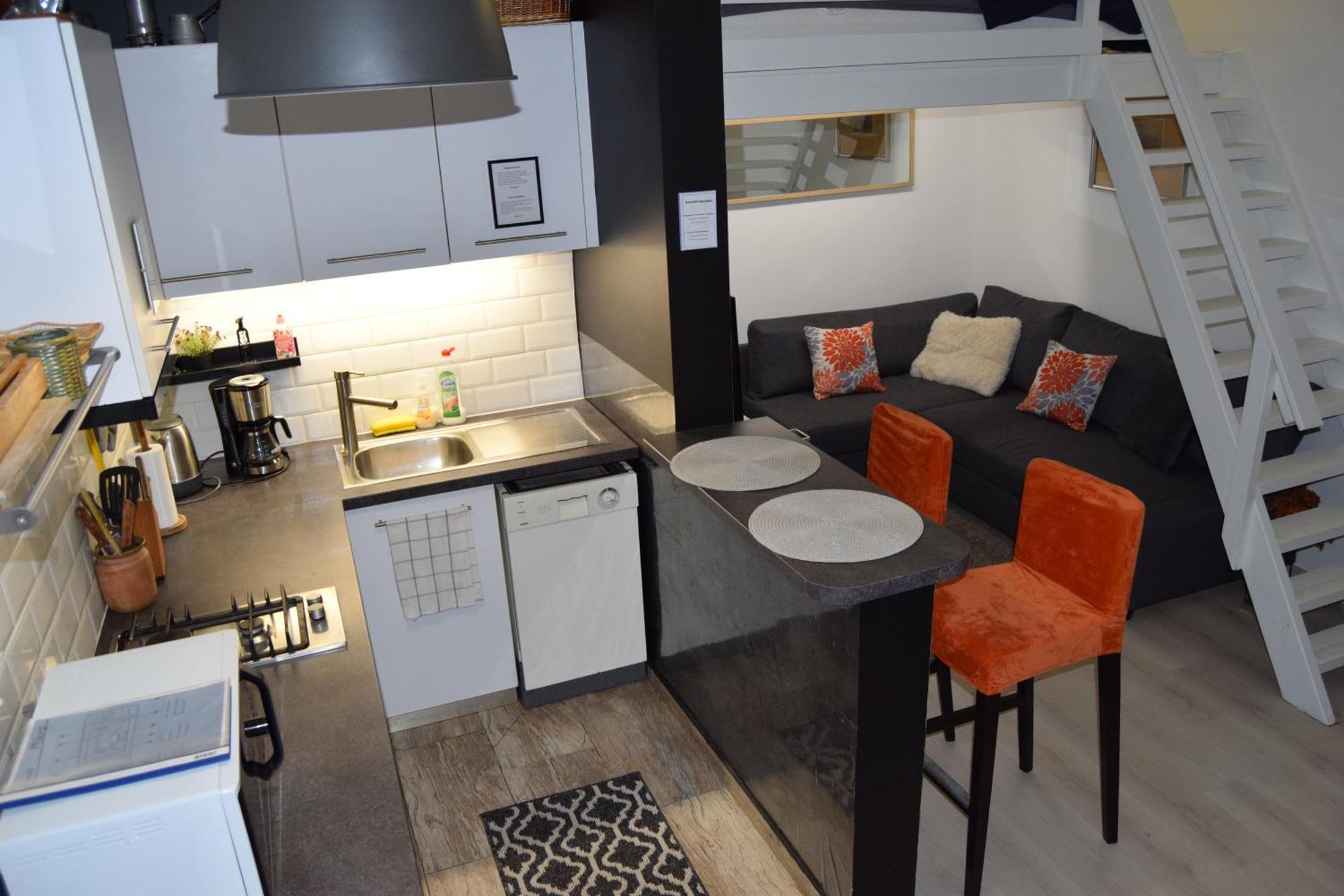 Castlehill The Perfect Blend Of Urban Living And Sightseeing Convenience * Budapest