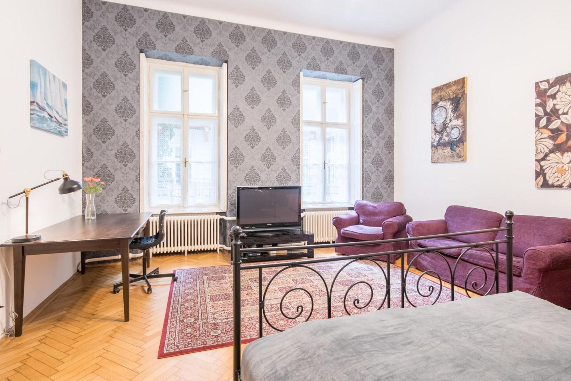 Comfy Large Apartment *