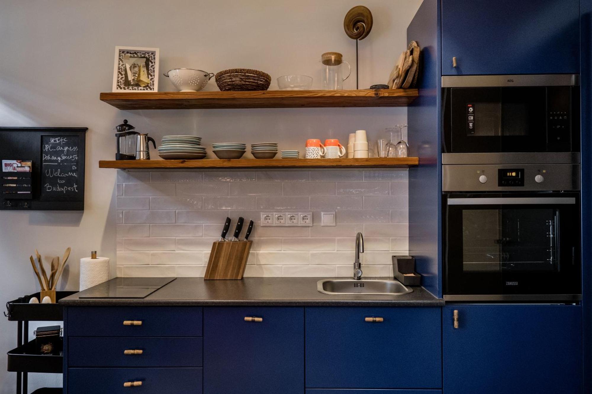 Warm And Cozy Hideaway In The Heart Of The Appartement Boedapest