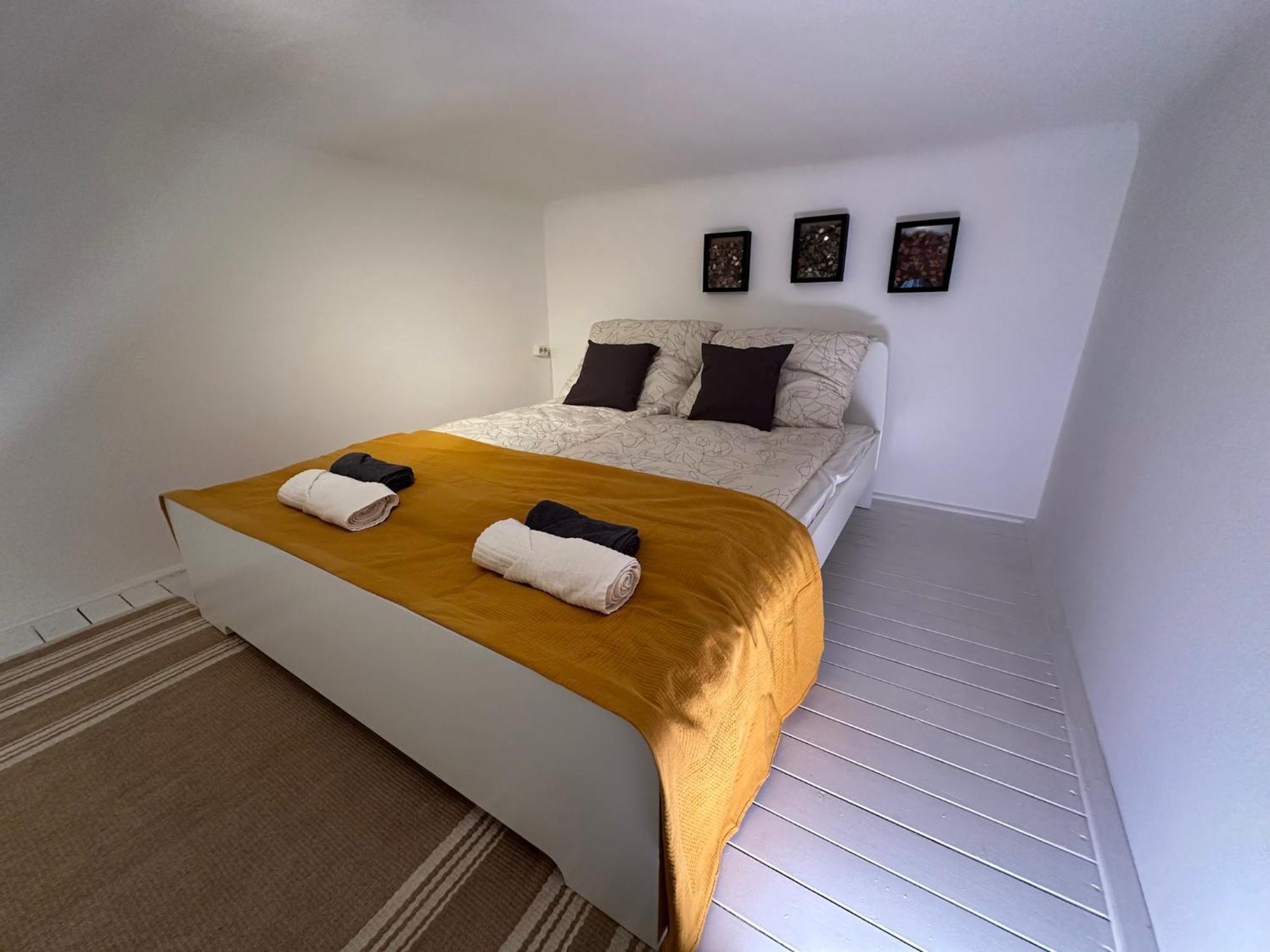 Apartamento Vb - Cozy Retreat In Budapest's Heart