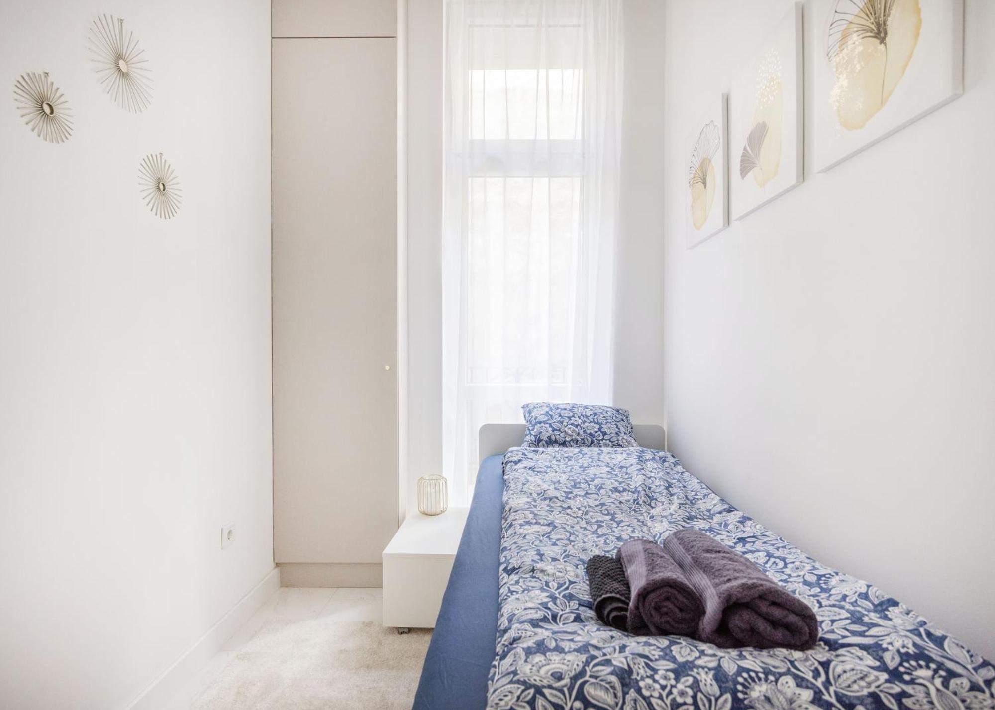 Chic And Spacious Retreat * Budapest