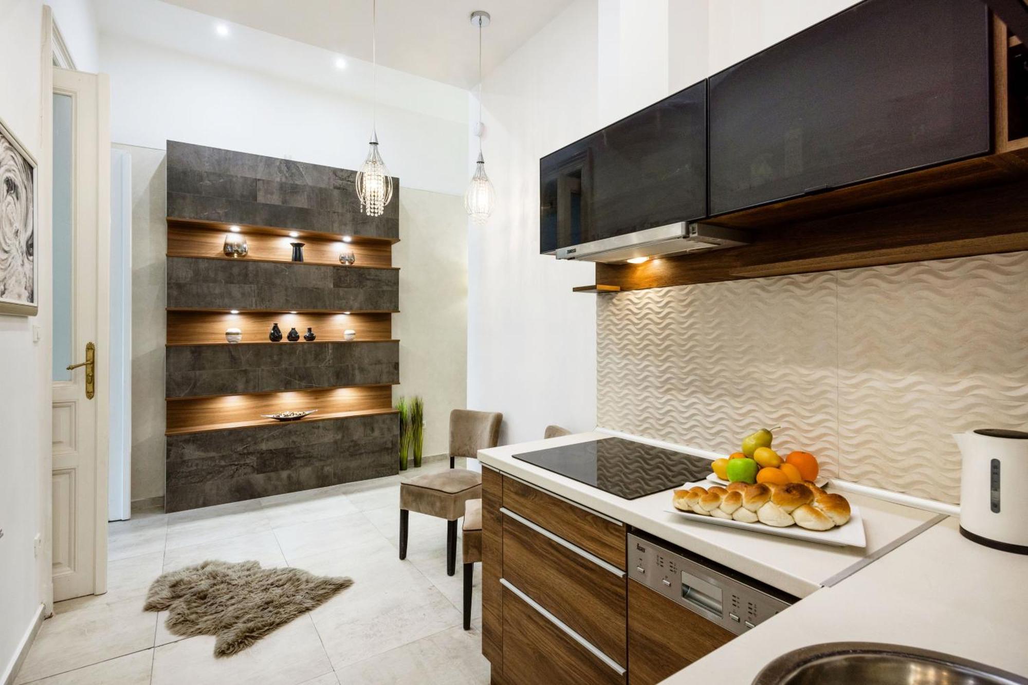 Luxe 2br With View On The St Stephen Road Appartamento