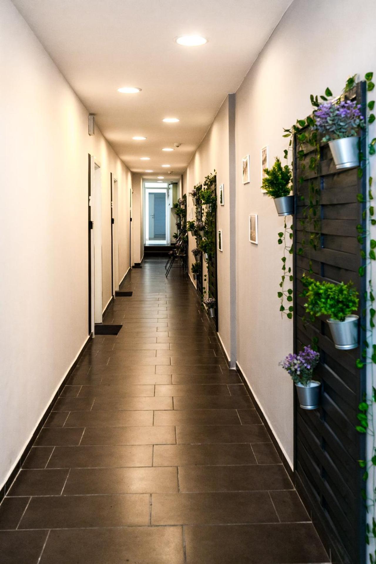 Mariposa Apartman *