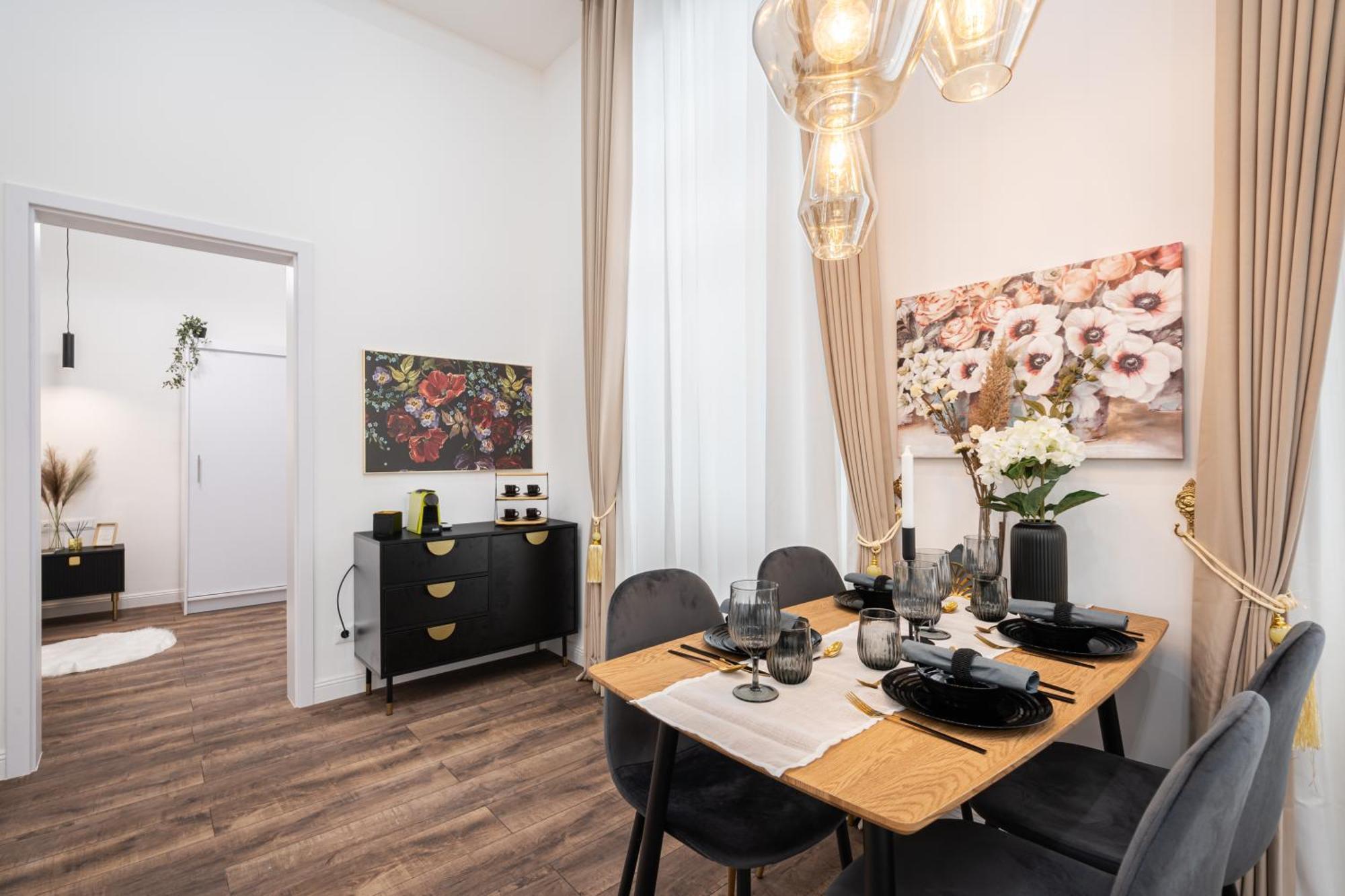 Apartment Blue Velvet Luxury *