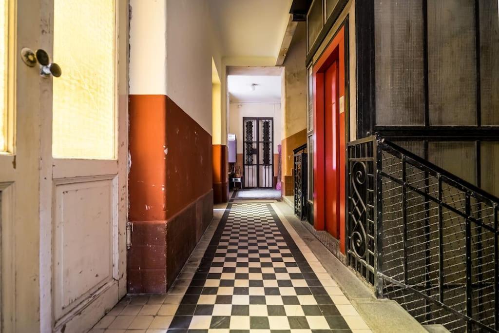 Dessy Downtown * Budapest