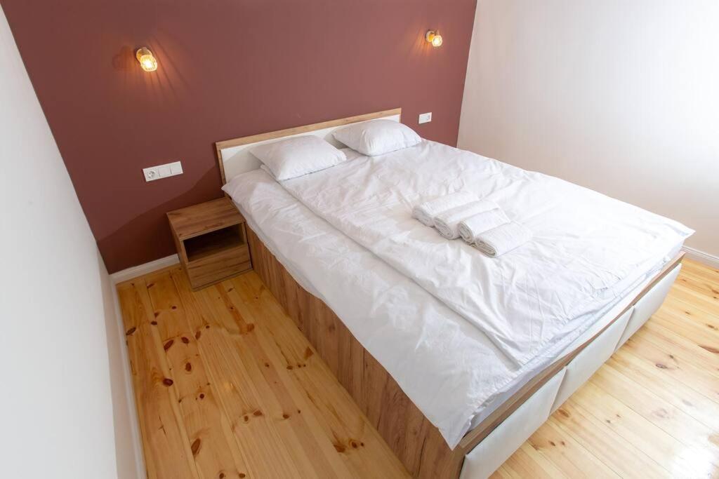 Downtown Serenity - Geraldine Apartamento