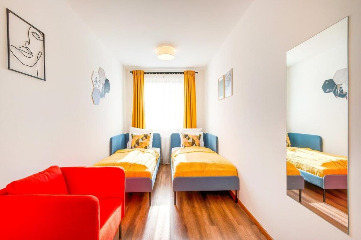 Appartamento - New - With Sunny Balcony *