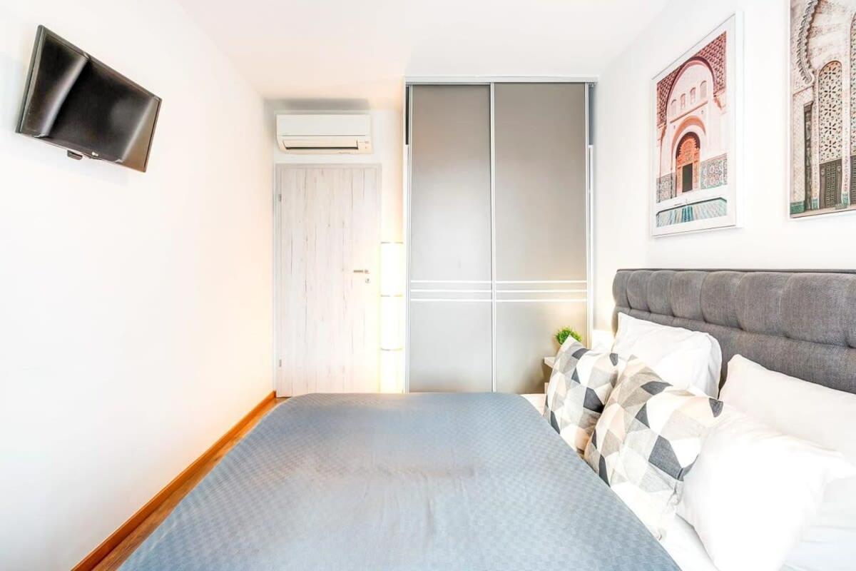 - New - With Sunny Balcony Appartamento Budapest
