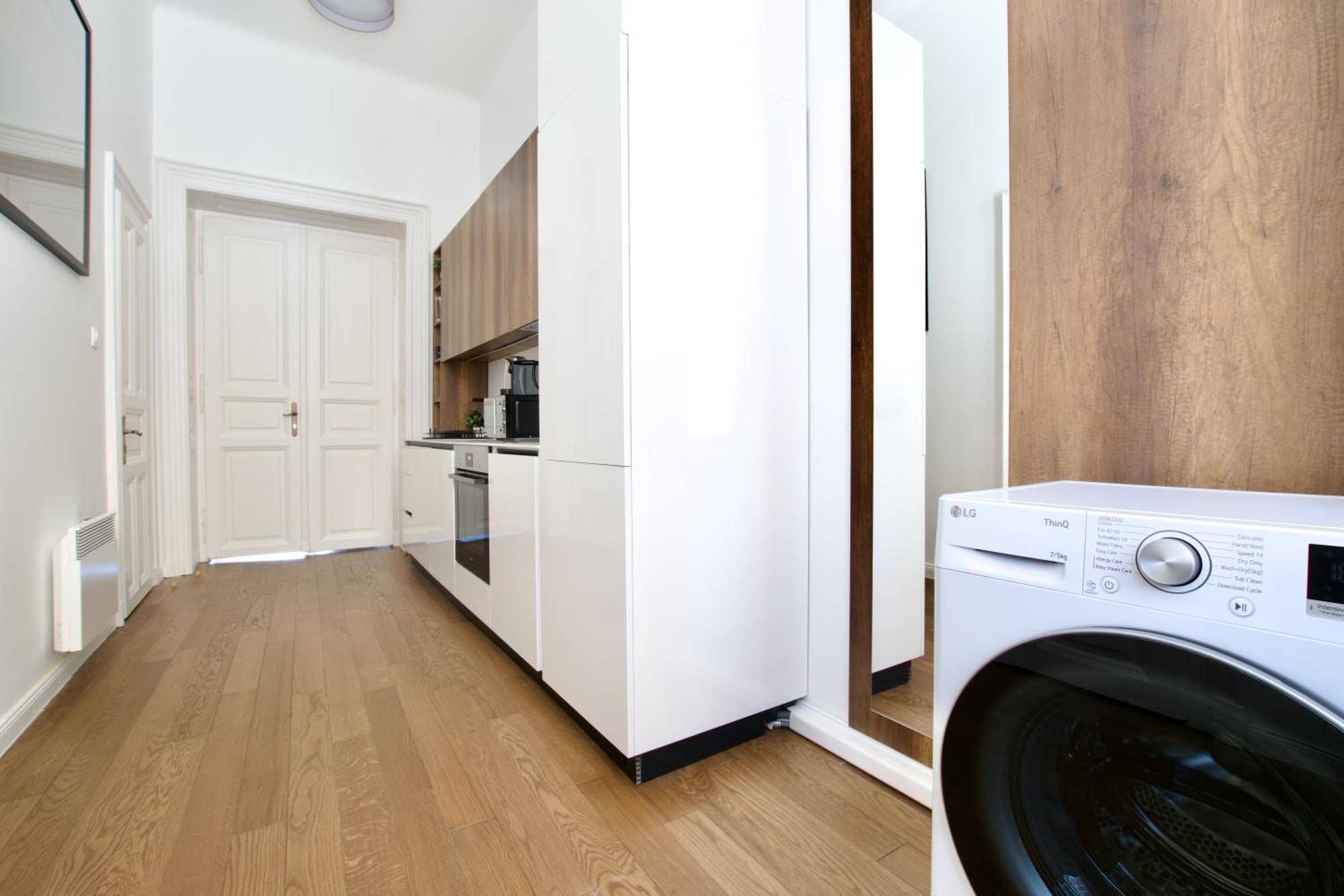 Premium By Hi5- Jozsef Koerut Apartmán *