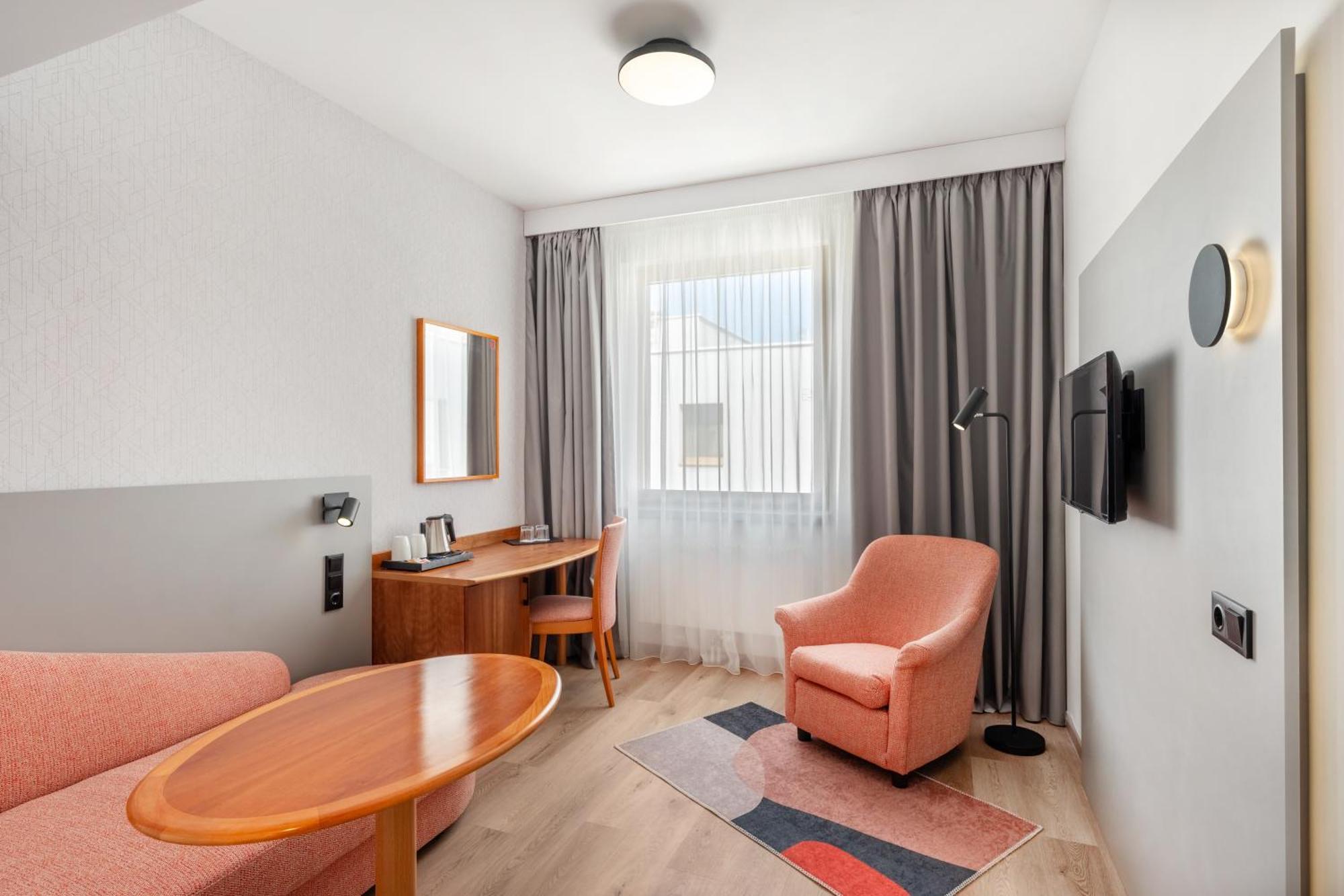 Hotel Danubius Hungaria Center 4*