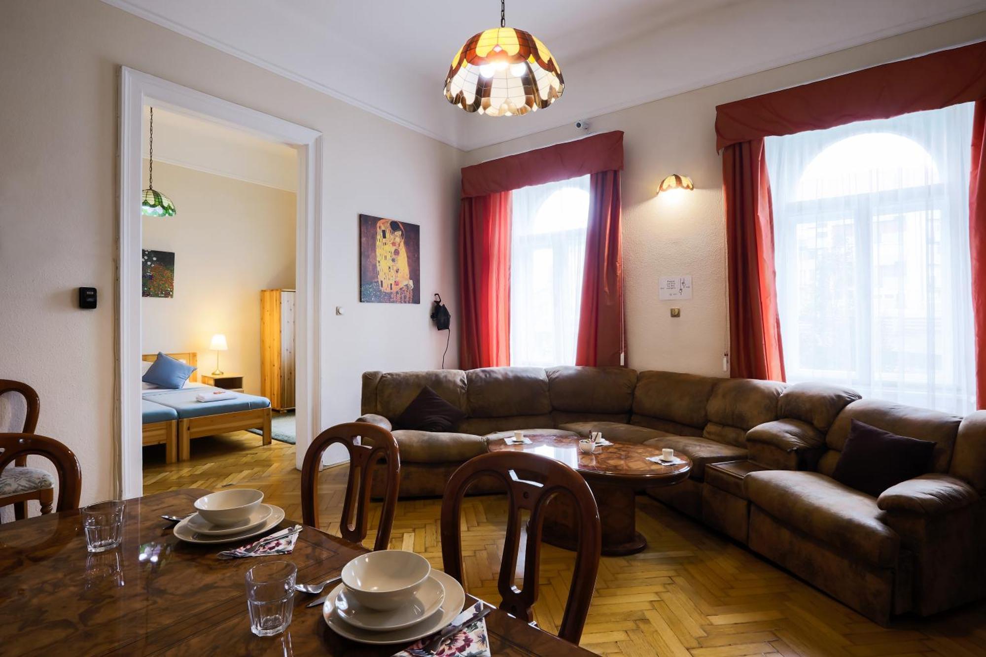 Guest house East Private *