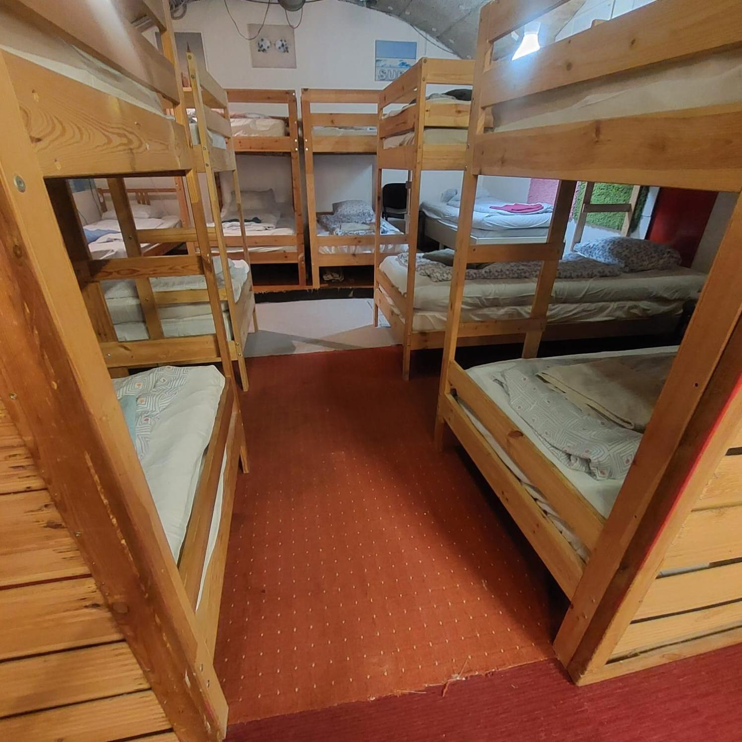 Whole Basement Former Pub For Stag Do, Bachelor House Party Flat Apartamento *