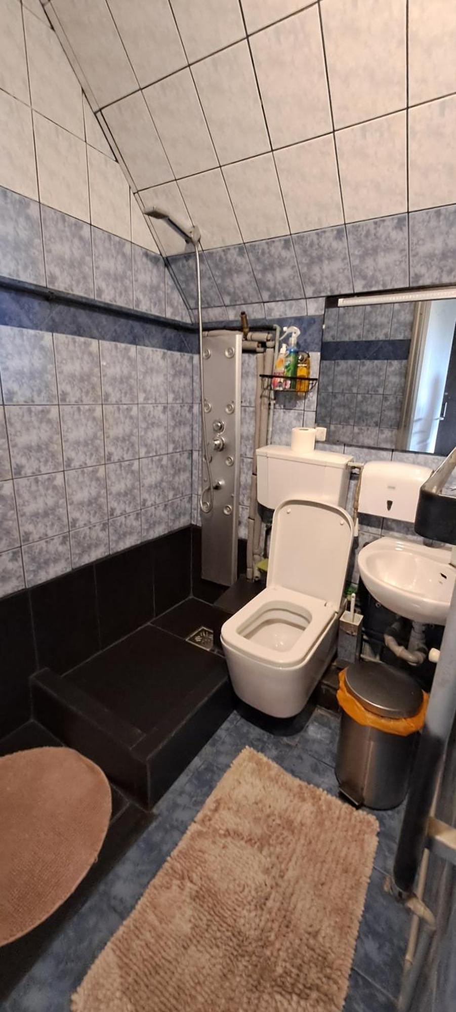 Sárkány Lak Budapestnél Сasa de vacaciones *
