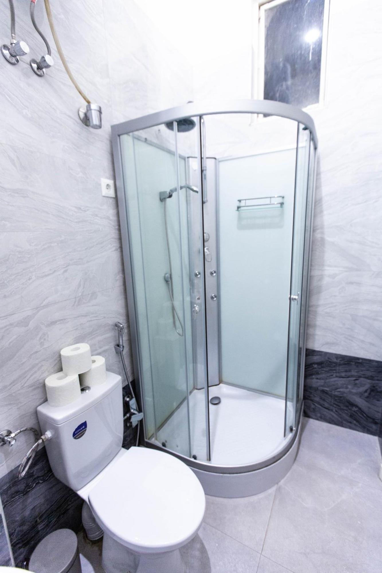 Diamond Lux - 5 Rooms, 2 Bathrooms * Budapest
