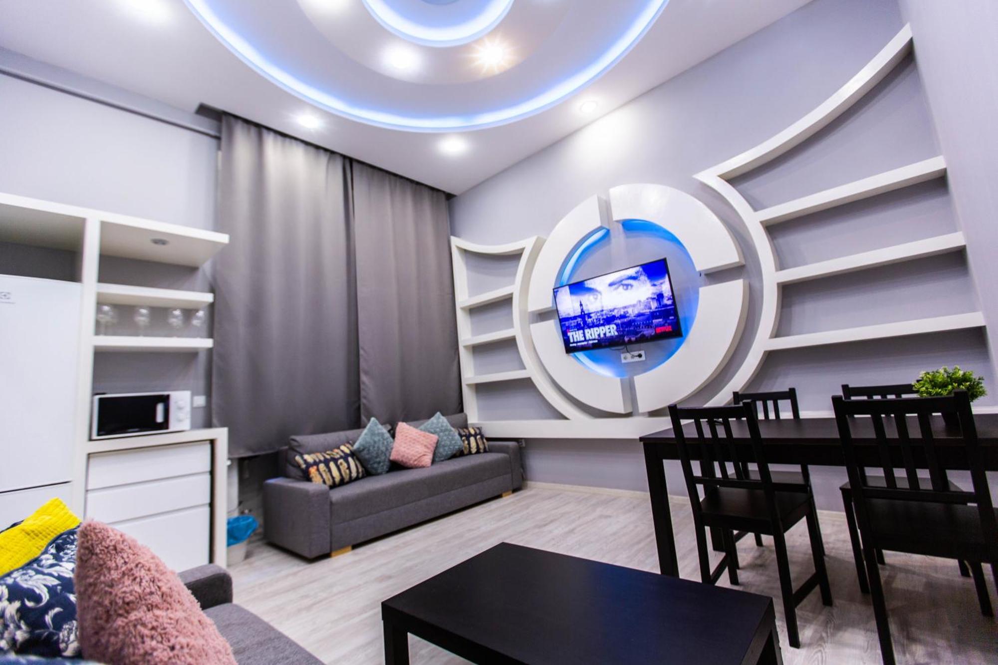 Diamond Lux - 5 Rooms, 2 Bathrooms Apartmán *