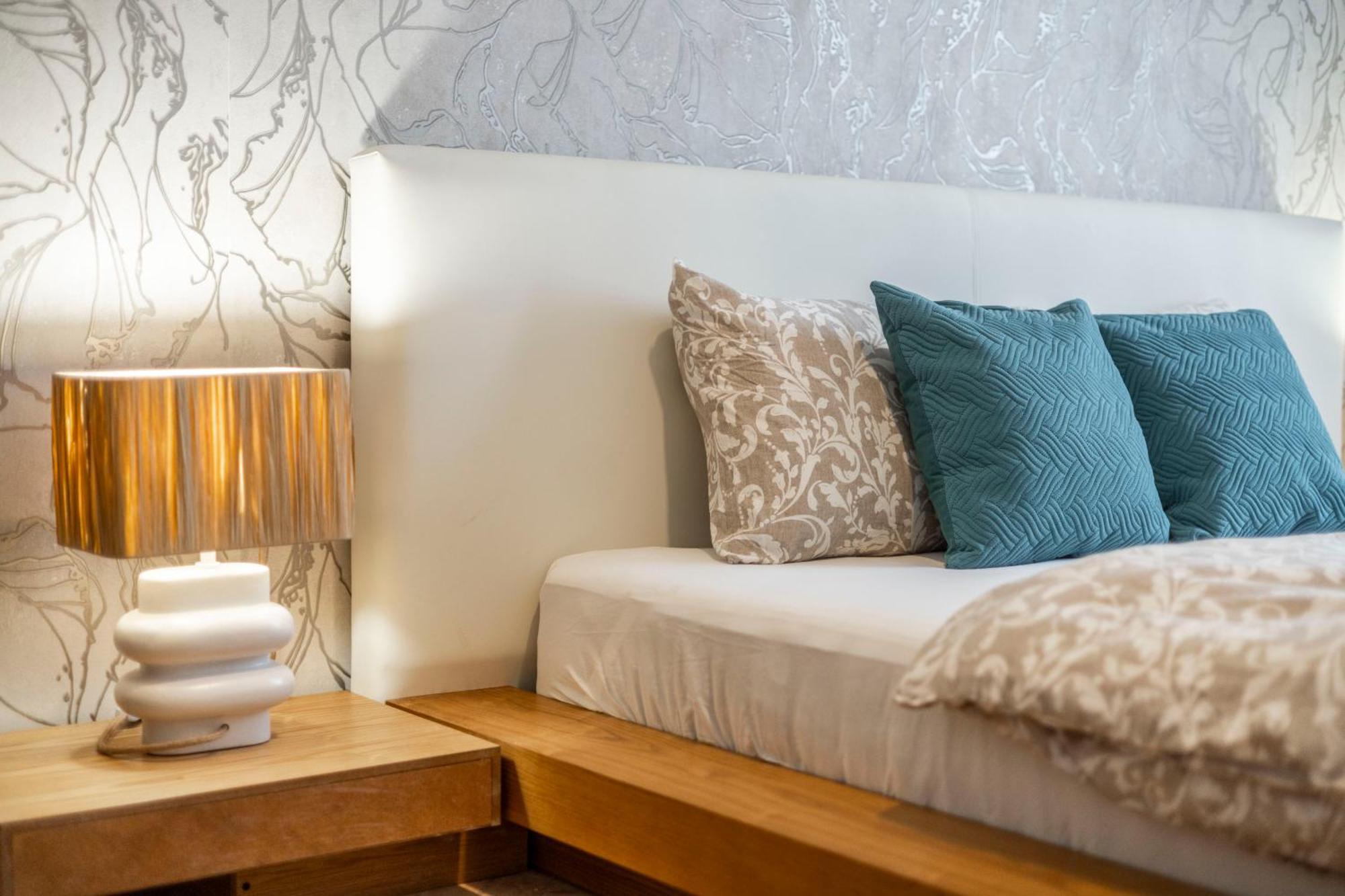 Apartment Charming & Cozy In The King Street Budapest